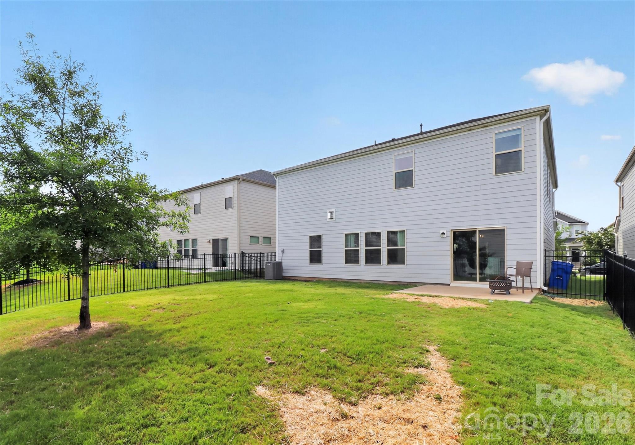 11922 Silverheel Lane — Huntersville