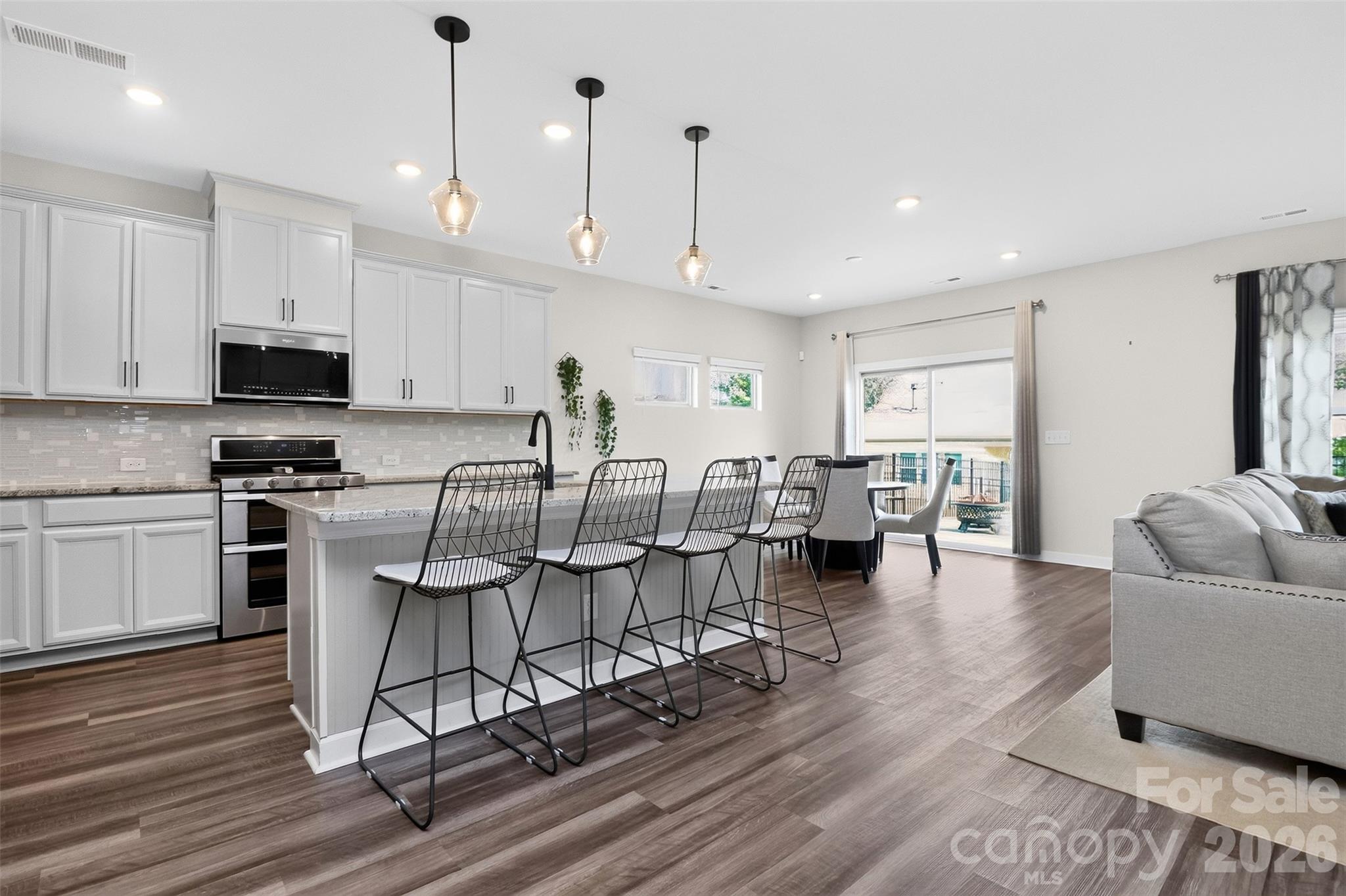 11922 Silverheel Lane — Huntersville
