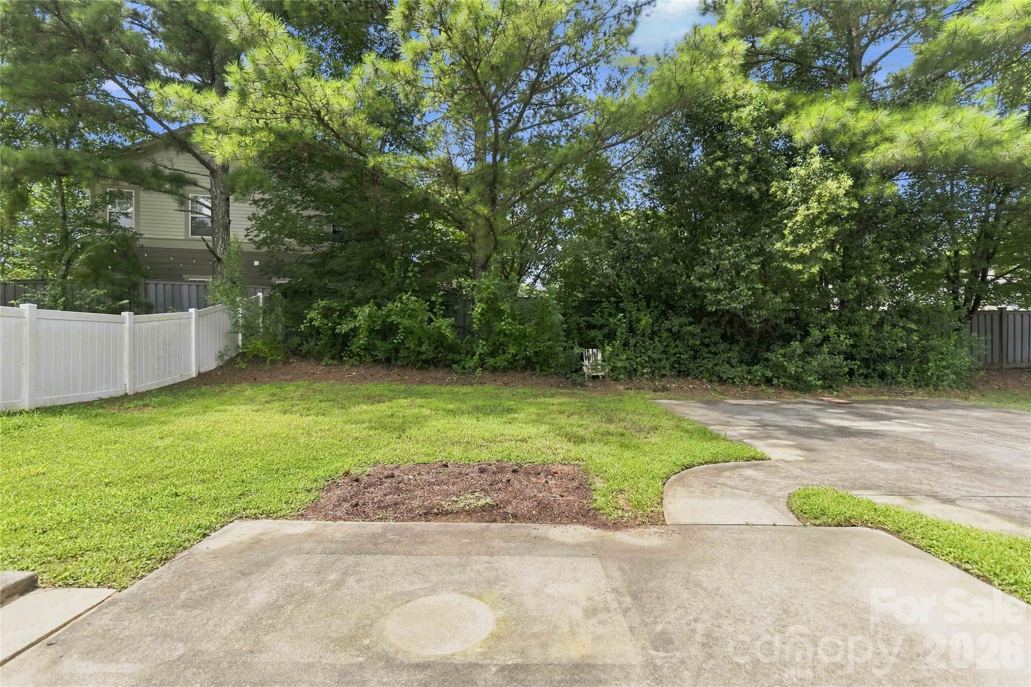 1520 Peaceful Way Drive — Charlotte