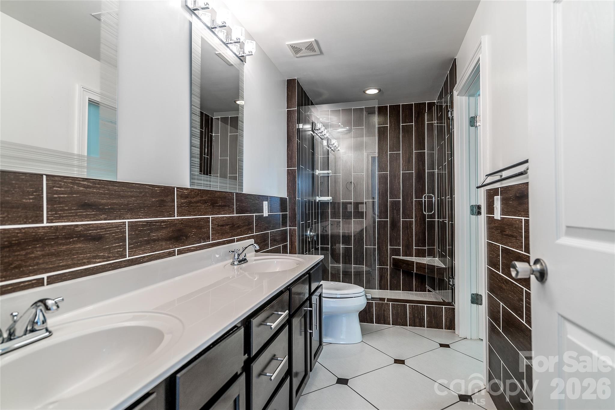 718 W Trade Street #605 — Charlotte