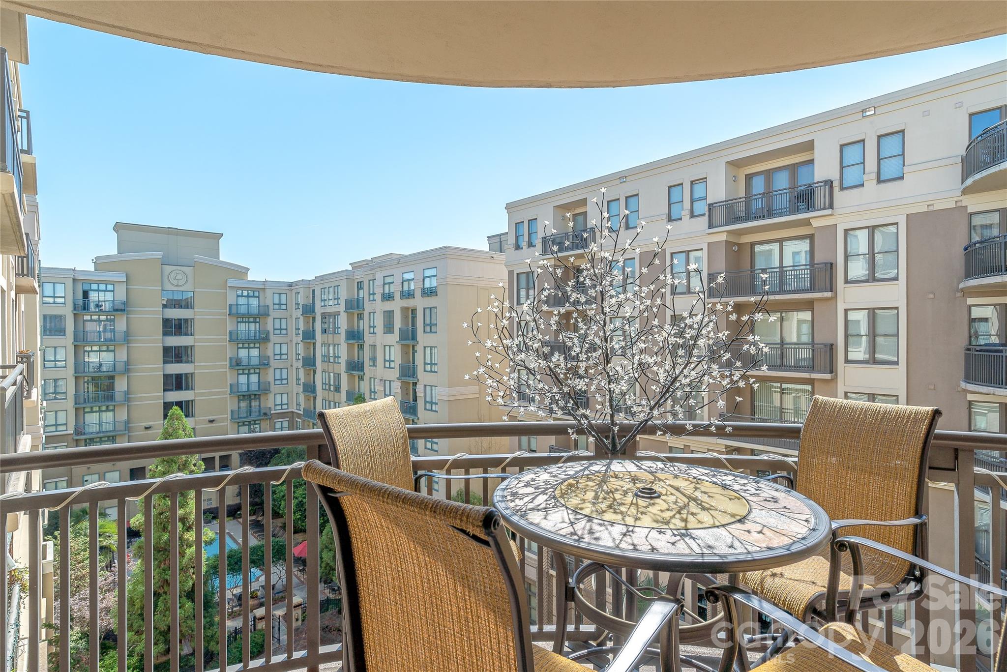 718 W Trade Street #605 — Charlotte