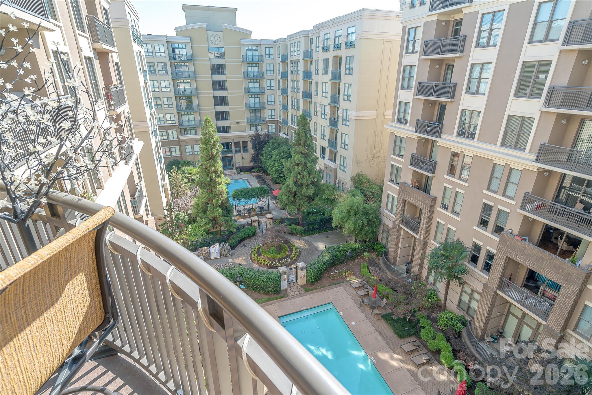 718 W Trade Street #605 — Charlotte