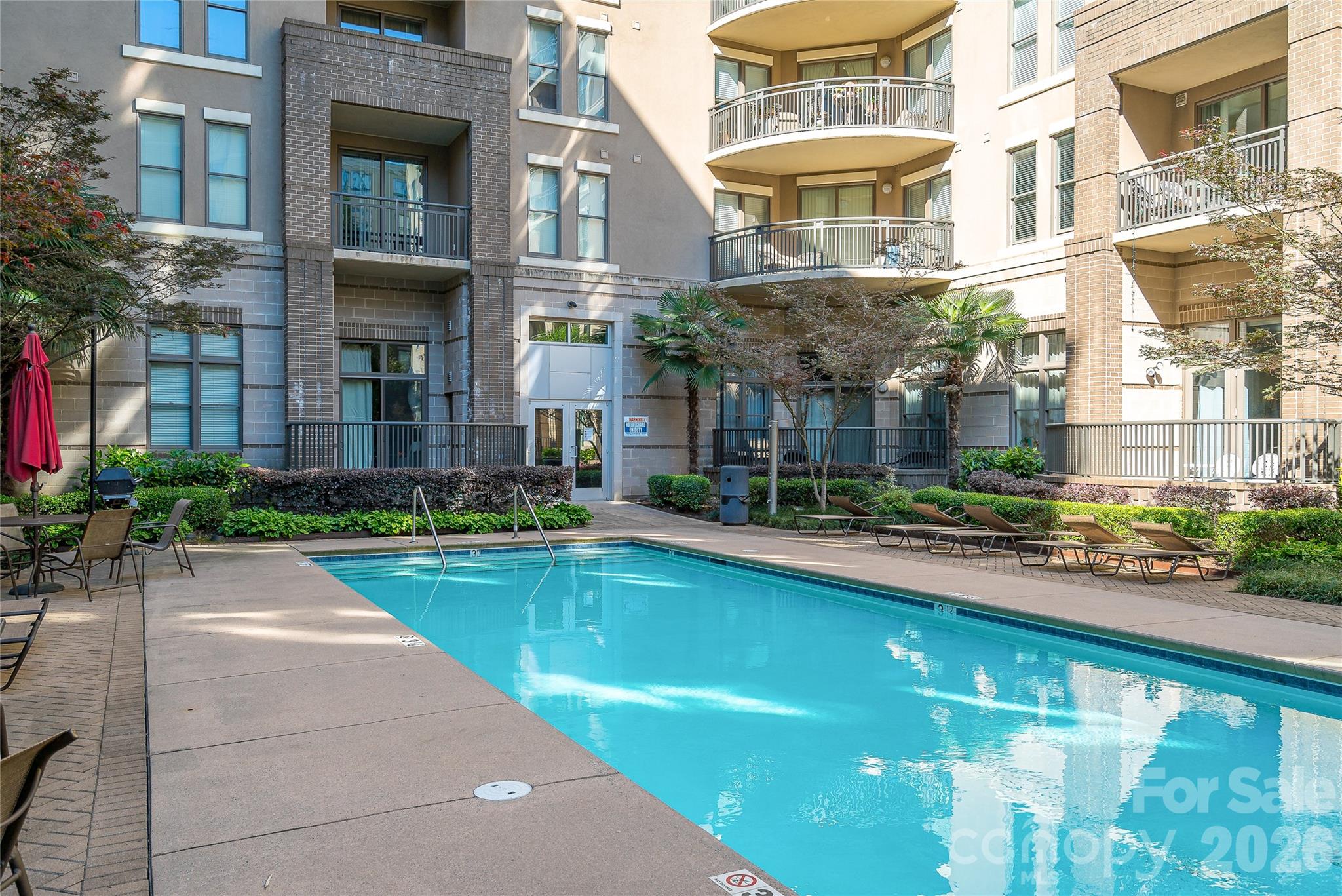 718 W Trade Street #605 — Charlotte
