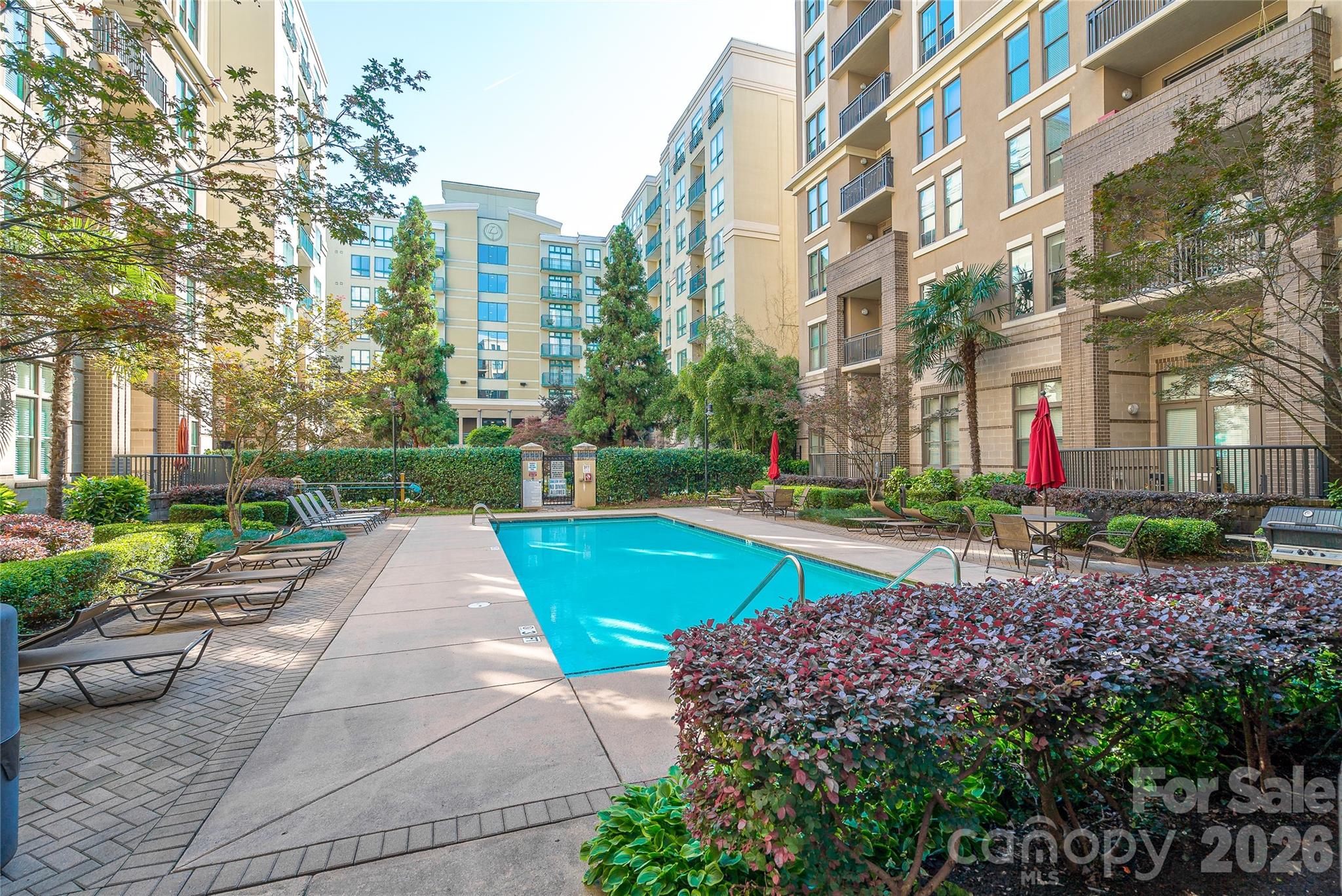 718 W Trade Street #605 — Charlotte