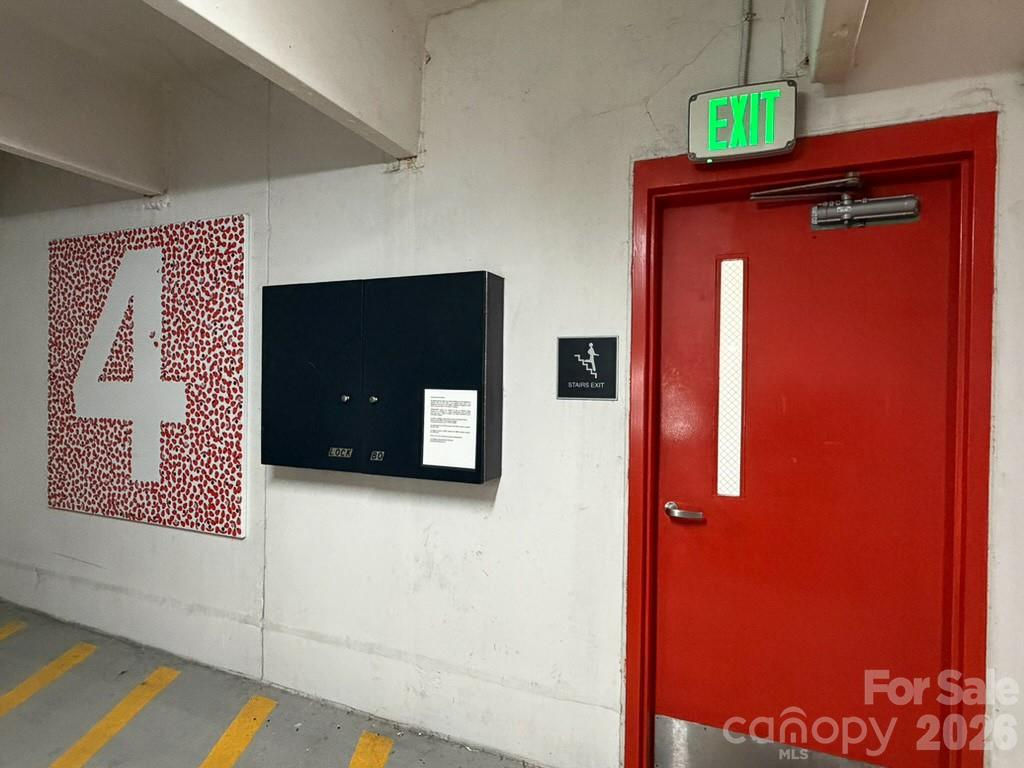 718 W Trade Street #605 — Charlotte