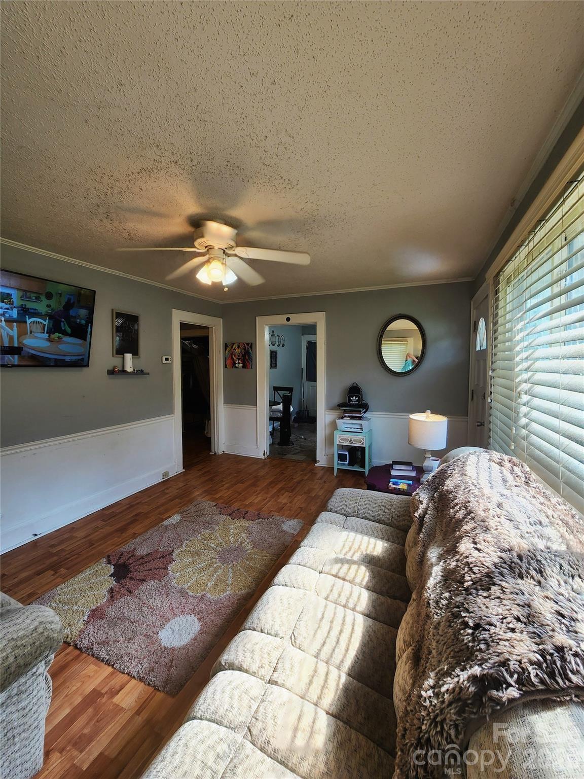 202 Oak Street — Stanfield