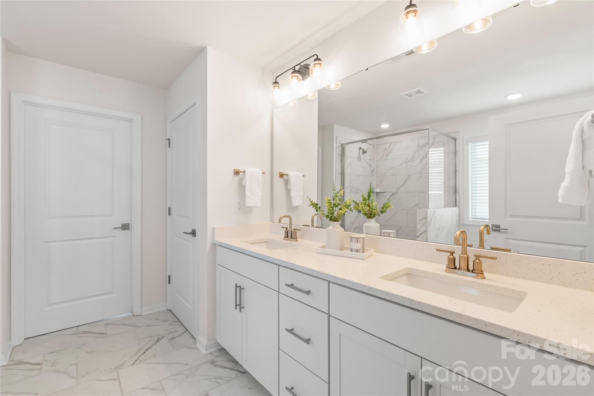 5703 Casper Drive — Charlotte