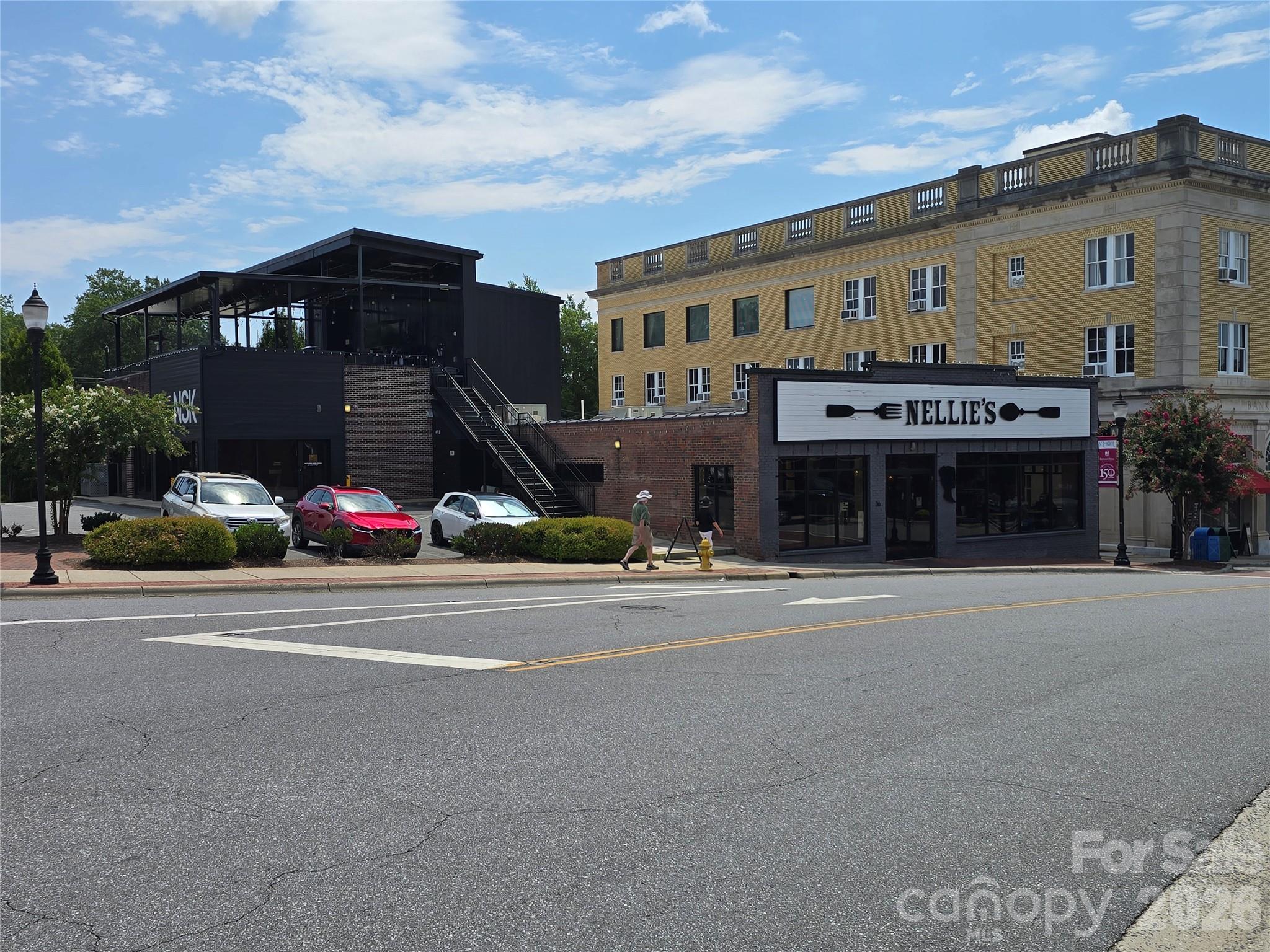 5703 Casper Drive — Charlotte