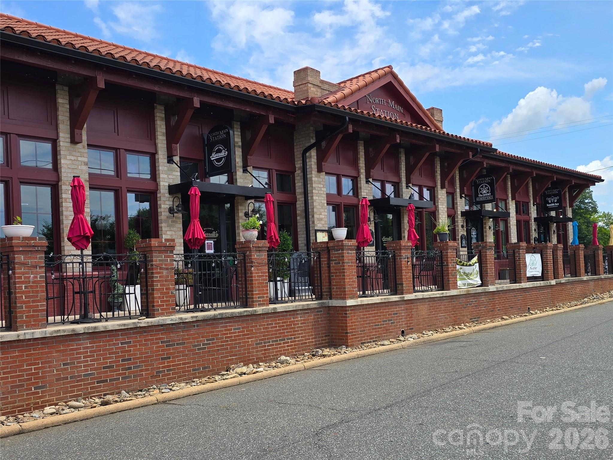 5703 Casper Drive — Charlotte