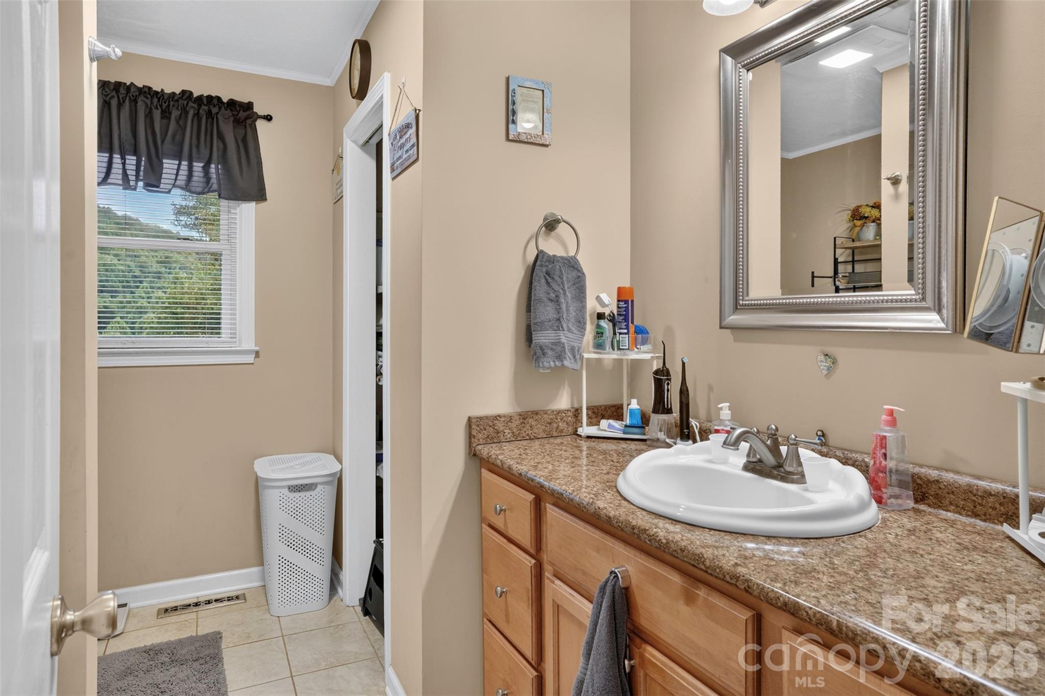 3702 Cabin Creek Road — Zirconia