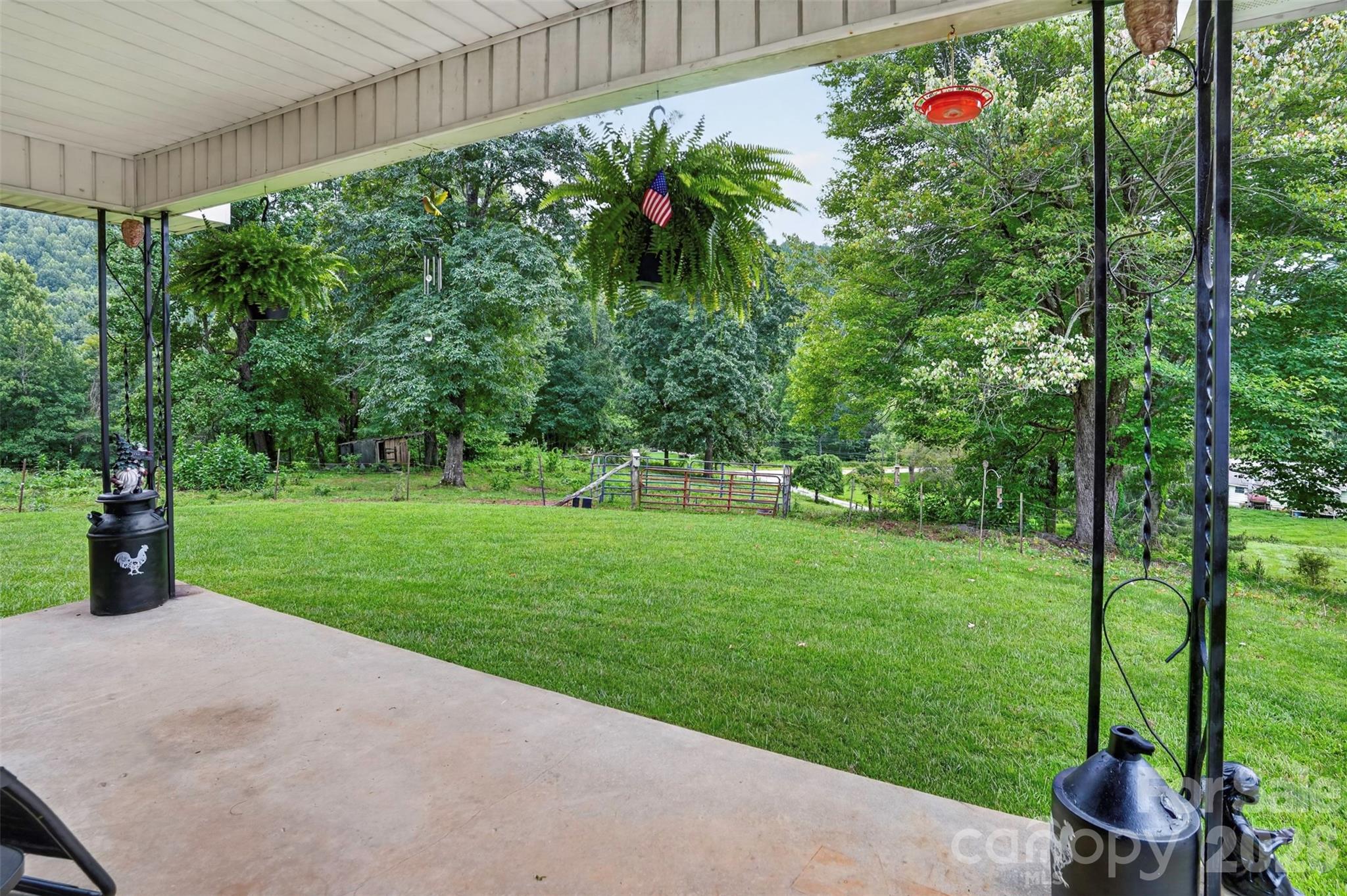 3702 Cabin Creek Road — Zirconia