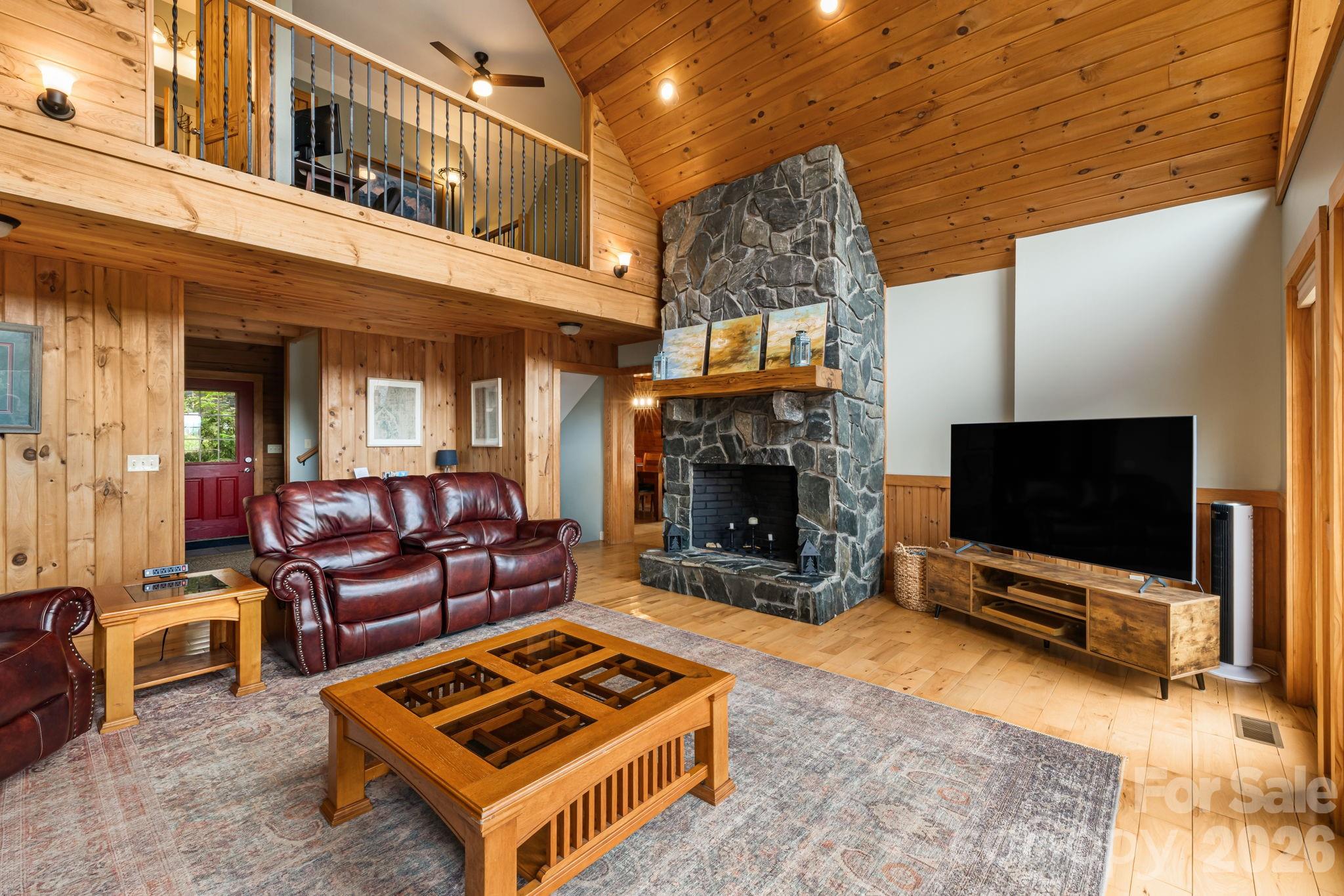 515 Raccoon Branch Road — Green Mountain