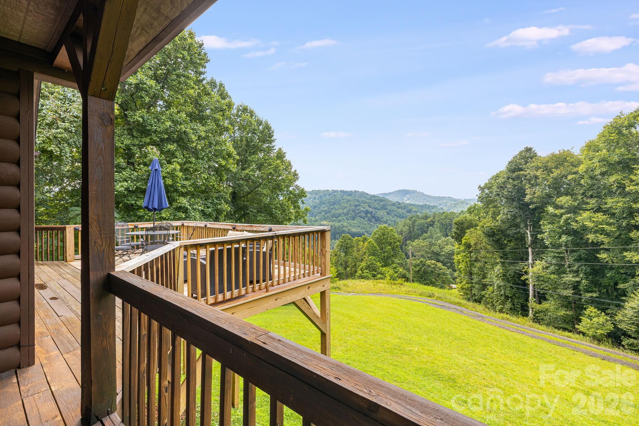 515 Raccoon Branch Road — Green Mountain