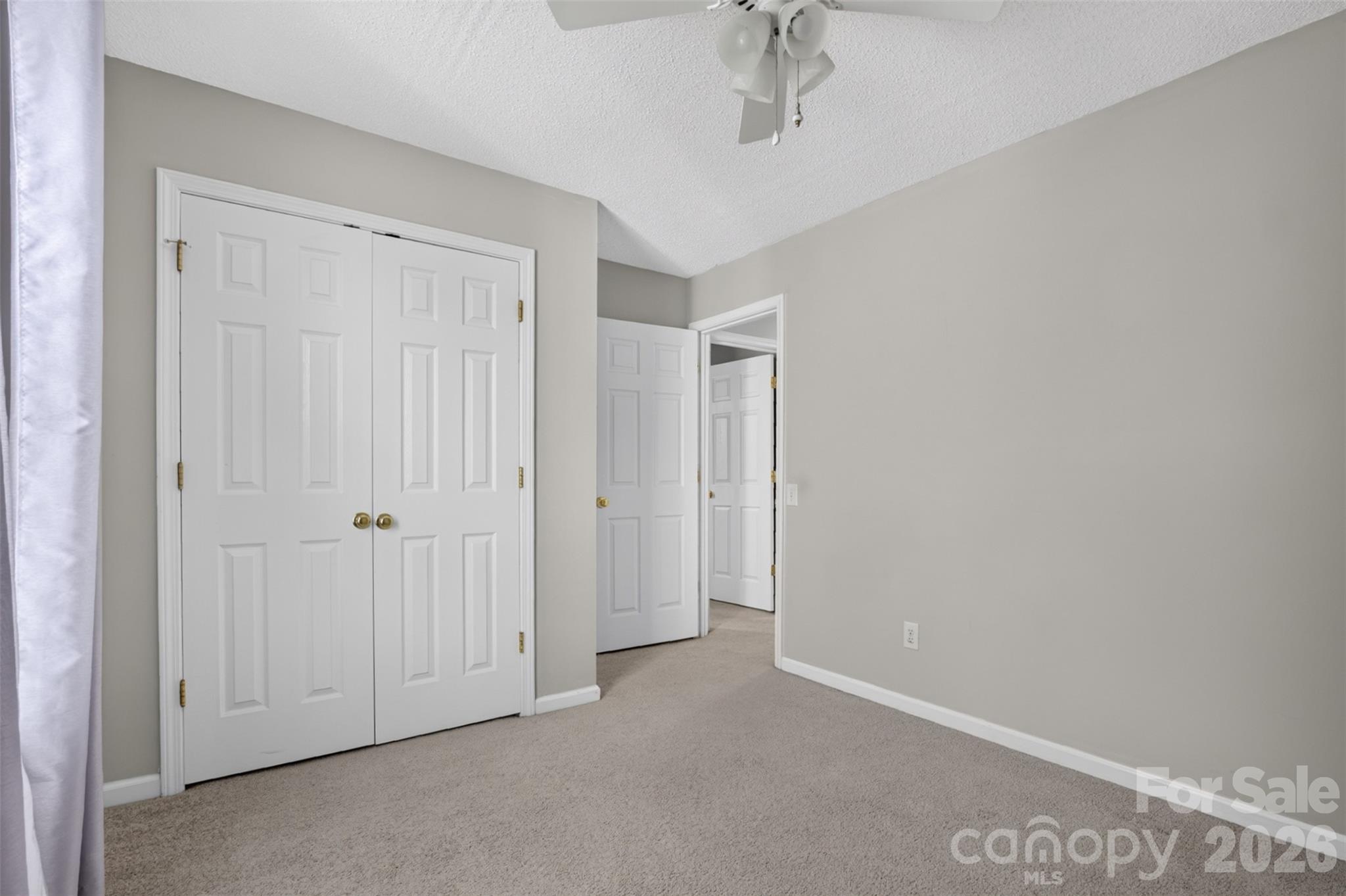 5936 Downfield Wood Drive — Charlotte