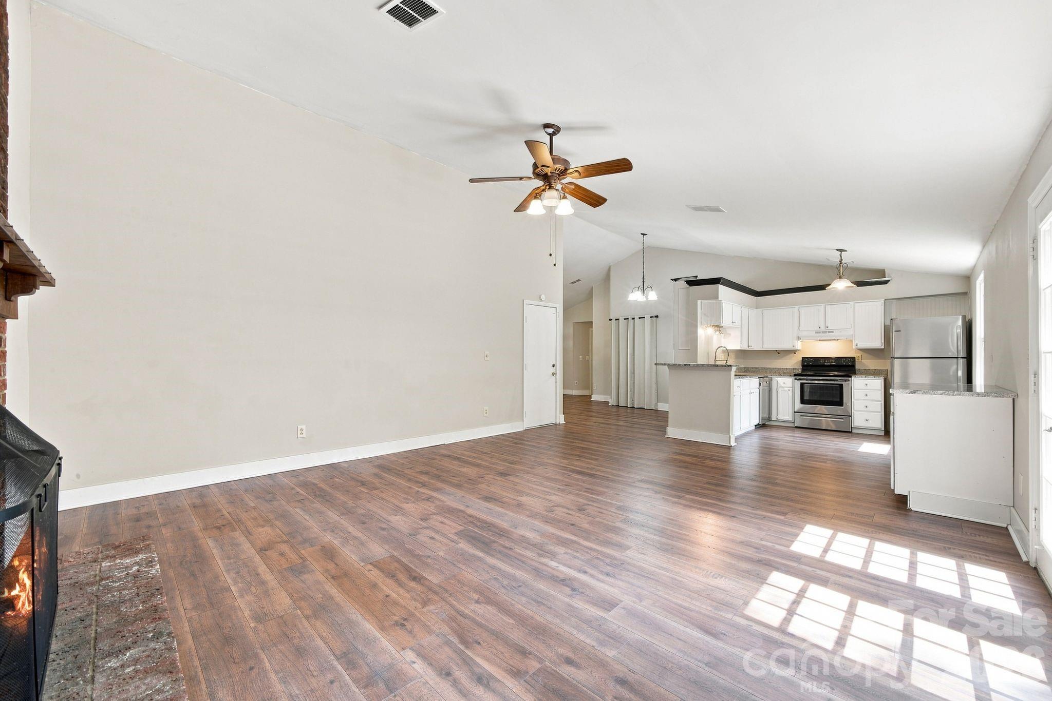 11407 Antebellum Drive — Charlotte