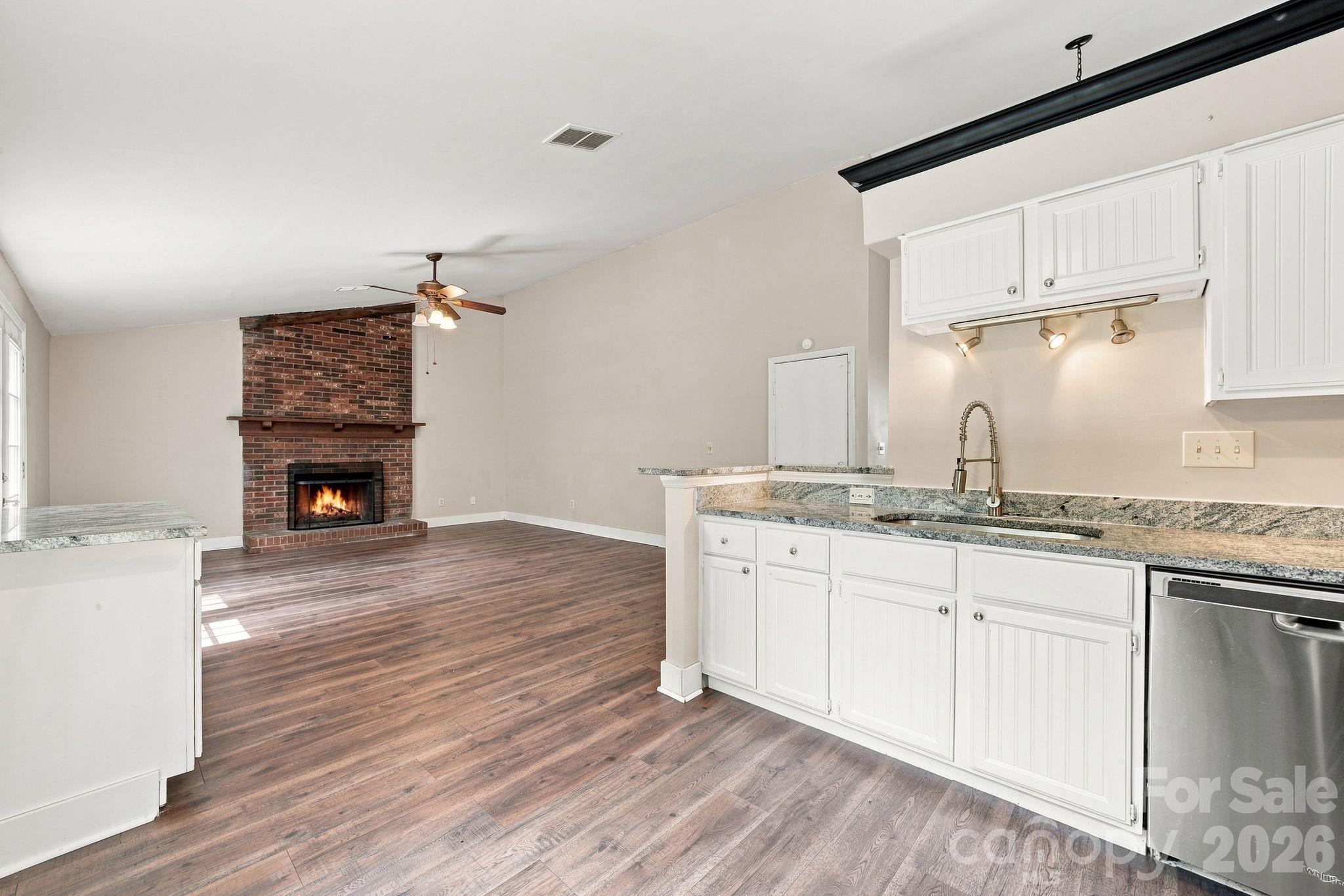 11407 Antebellum Drive — Charlotte
