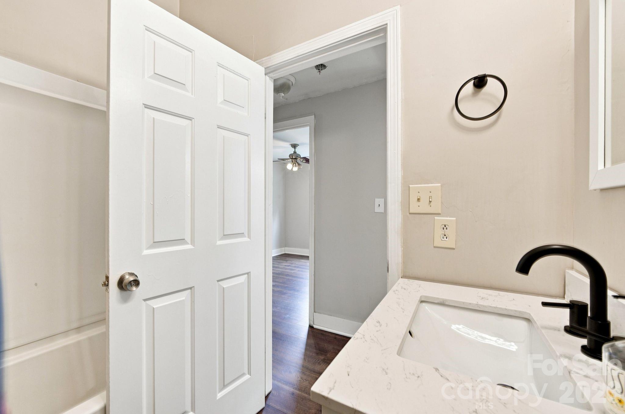 11407 Antebellum Drive — Charlotte