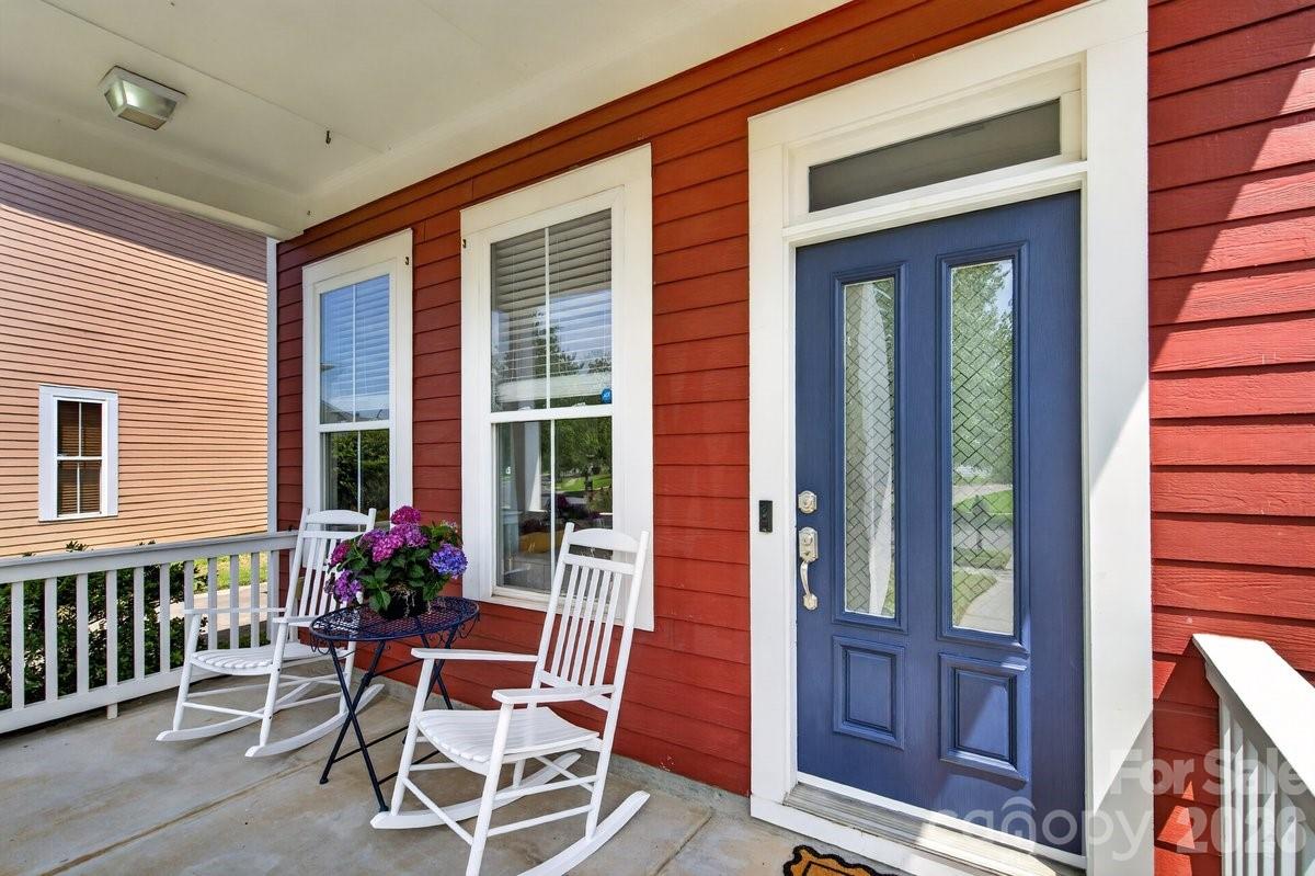 1308 Rising Oak Drive — Charlotte