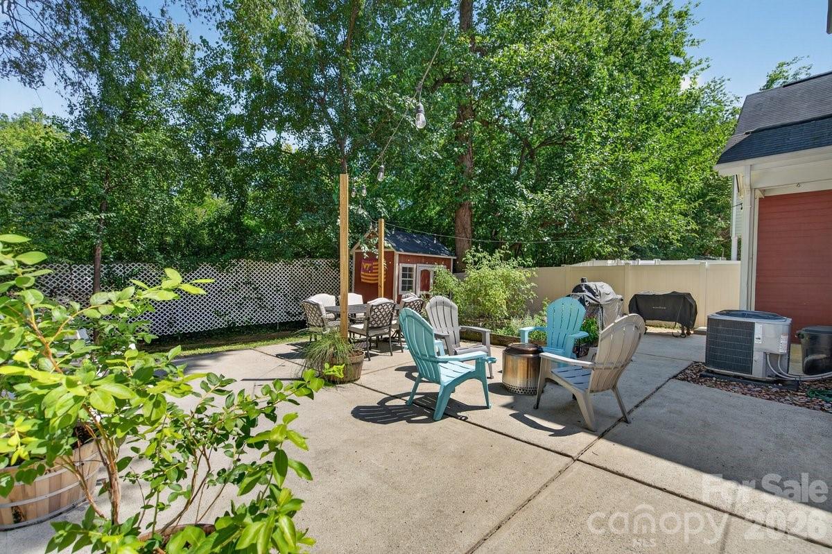 1308 Rising Oak Drive — Charlotte