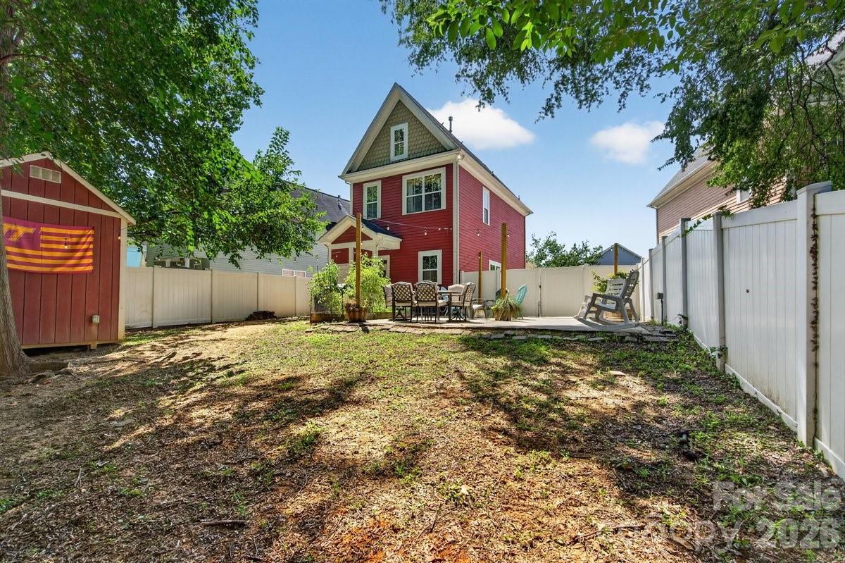 1308 Rising Oak Drive — Charlotte