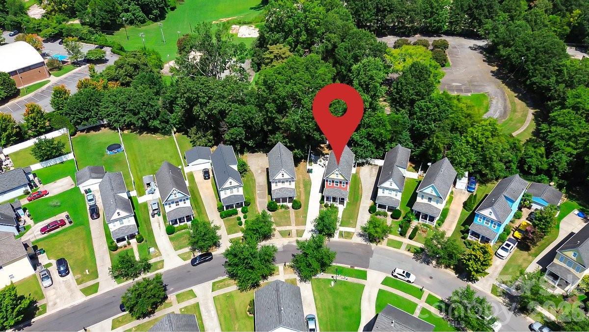 1308 Rising Oak Drive — Charlotte