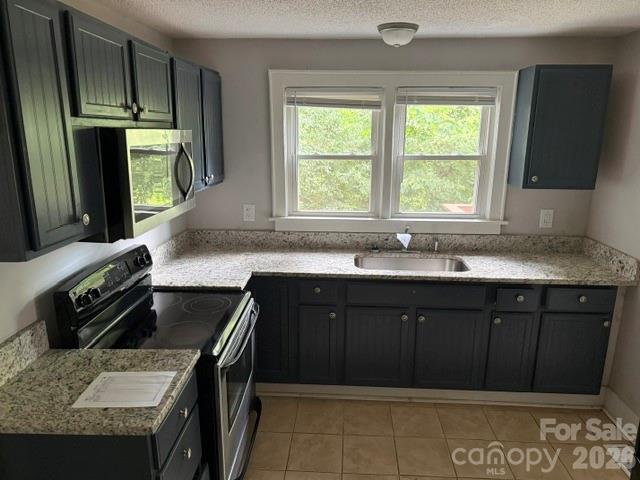826 W Davidson Avenue — Gastonia