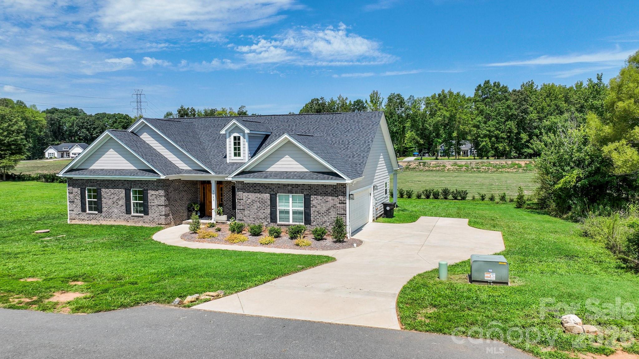 3013 Isle Lane — Monroe