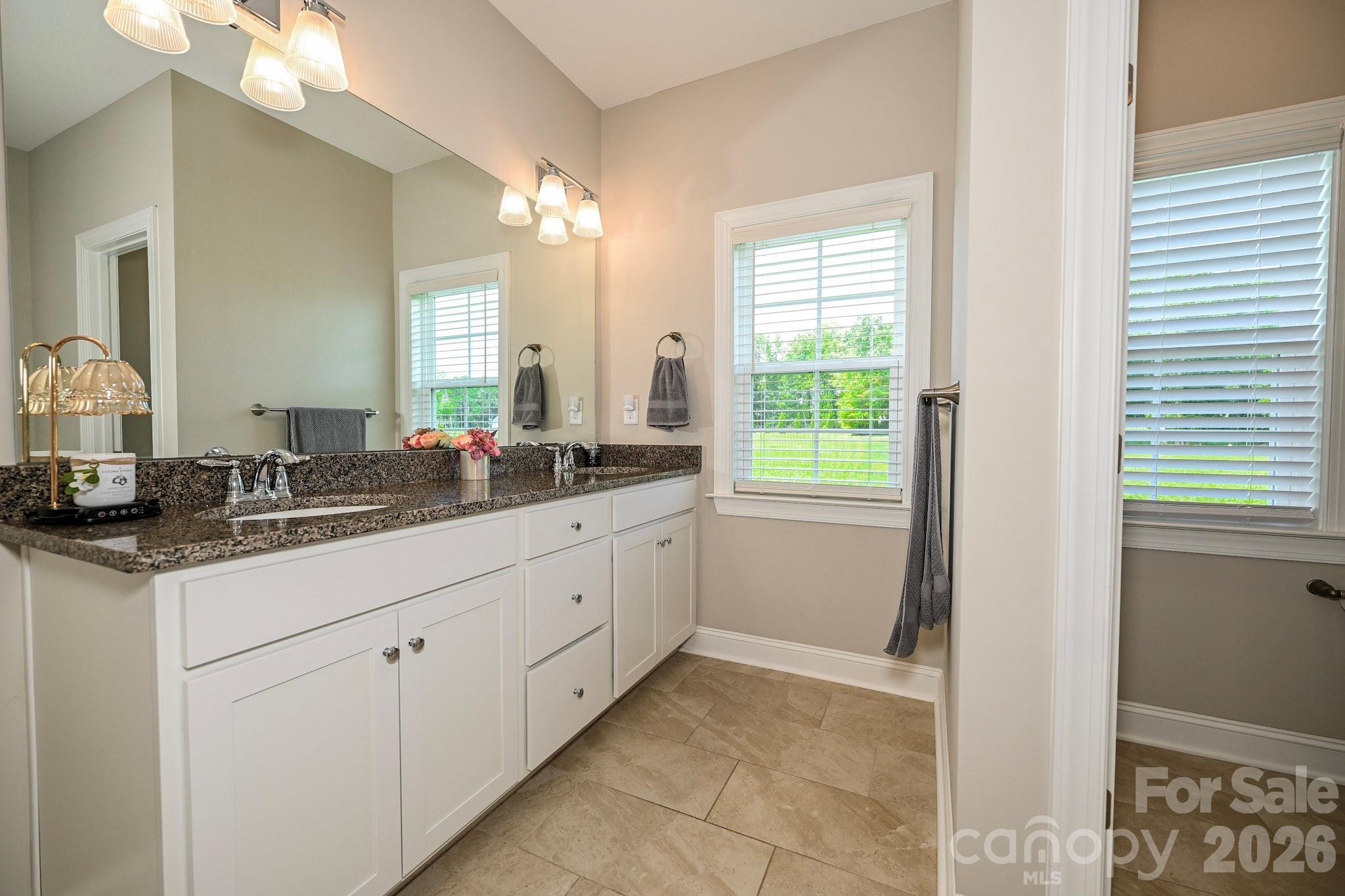 3013 Isle Lane — Monroe