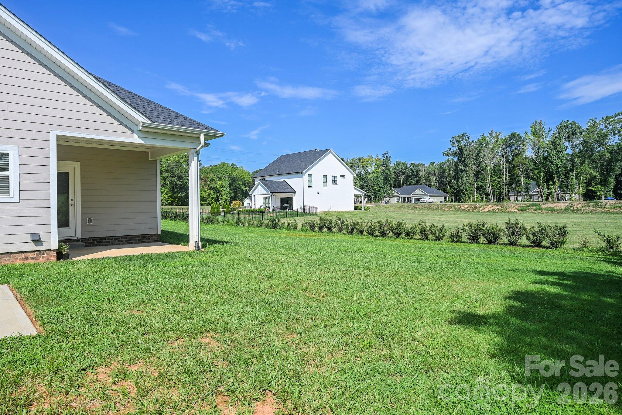 3013 Isle Lane — Monroe