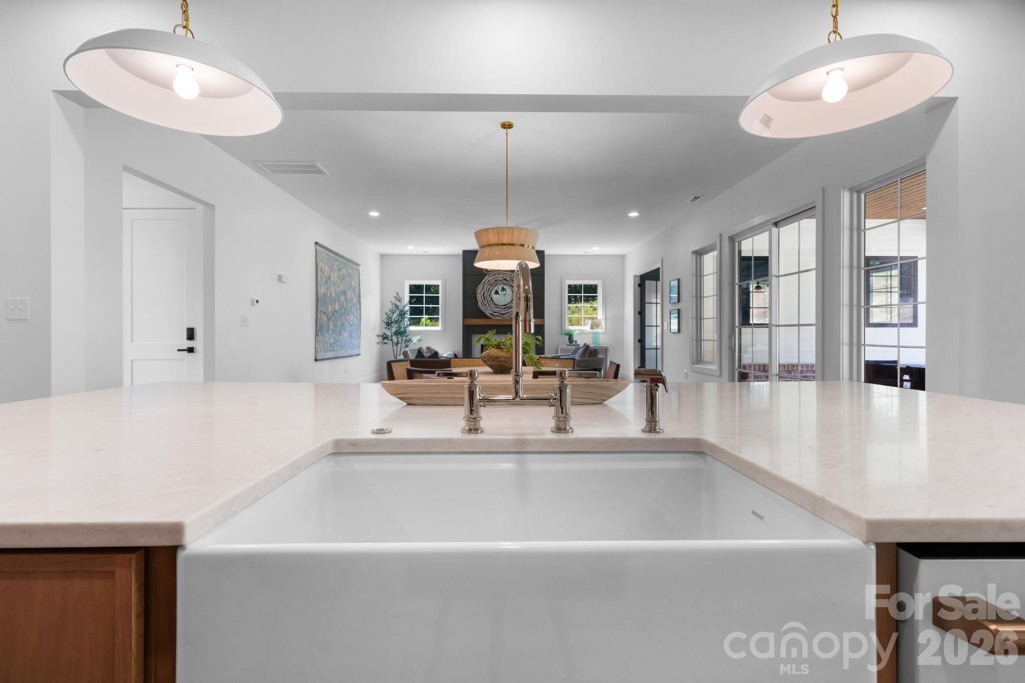 2670 Charleston Court — Claremont