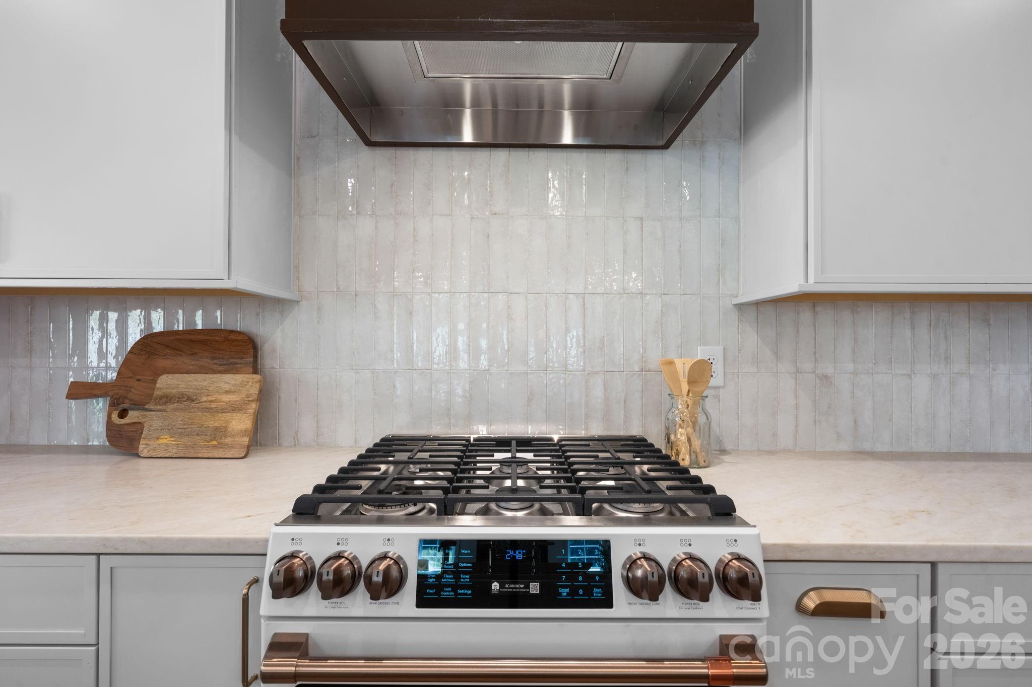 2670 Charleston Court — Claremont