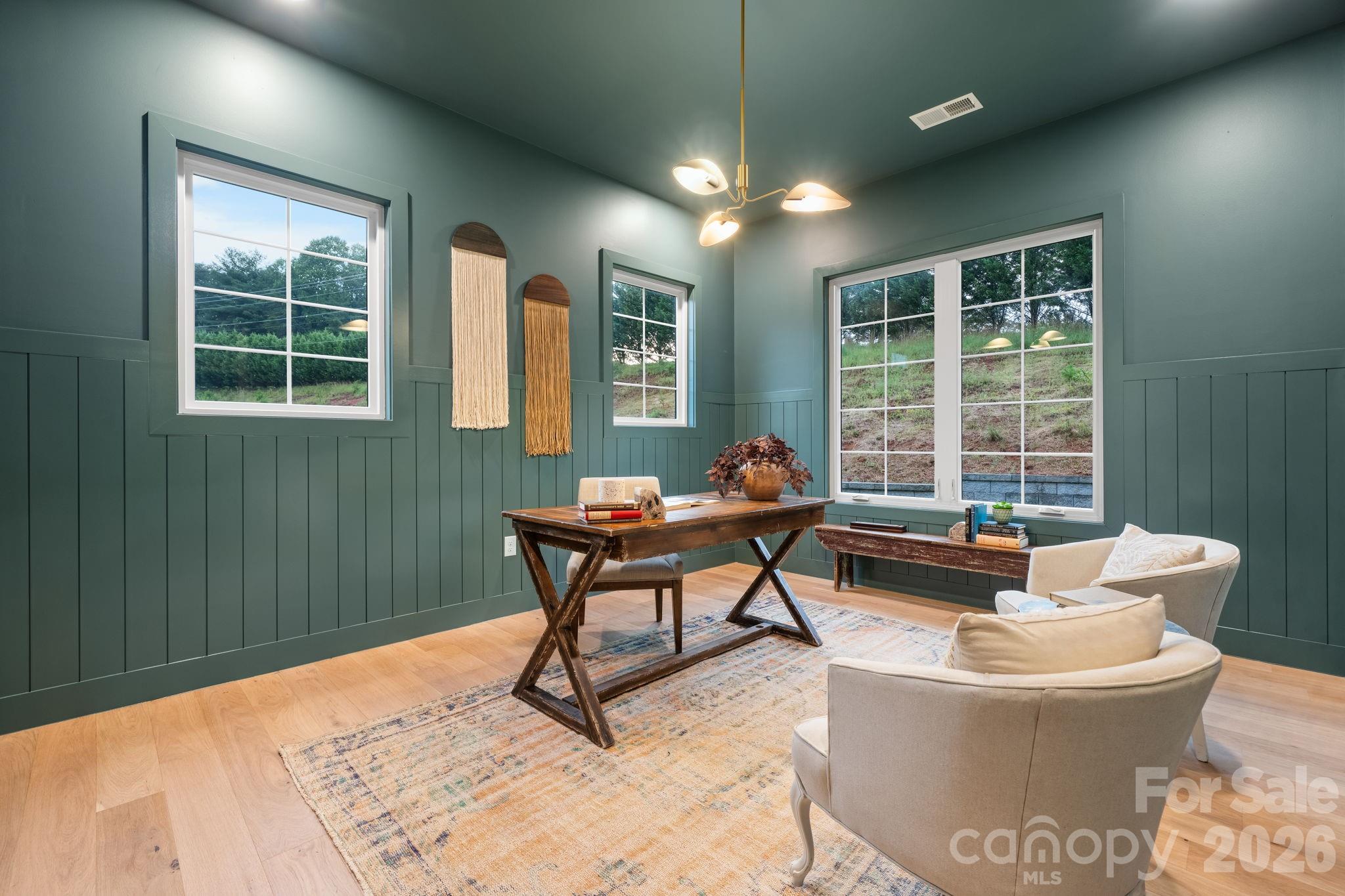 2670 Charleston Court — Claremont