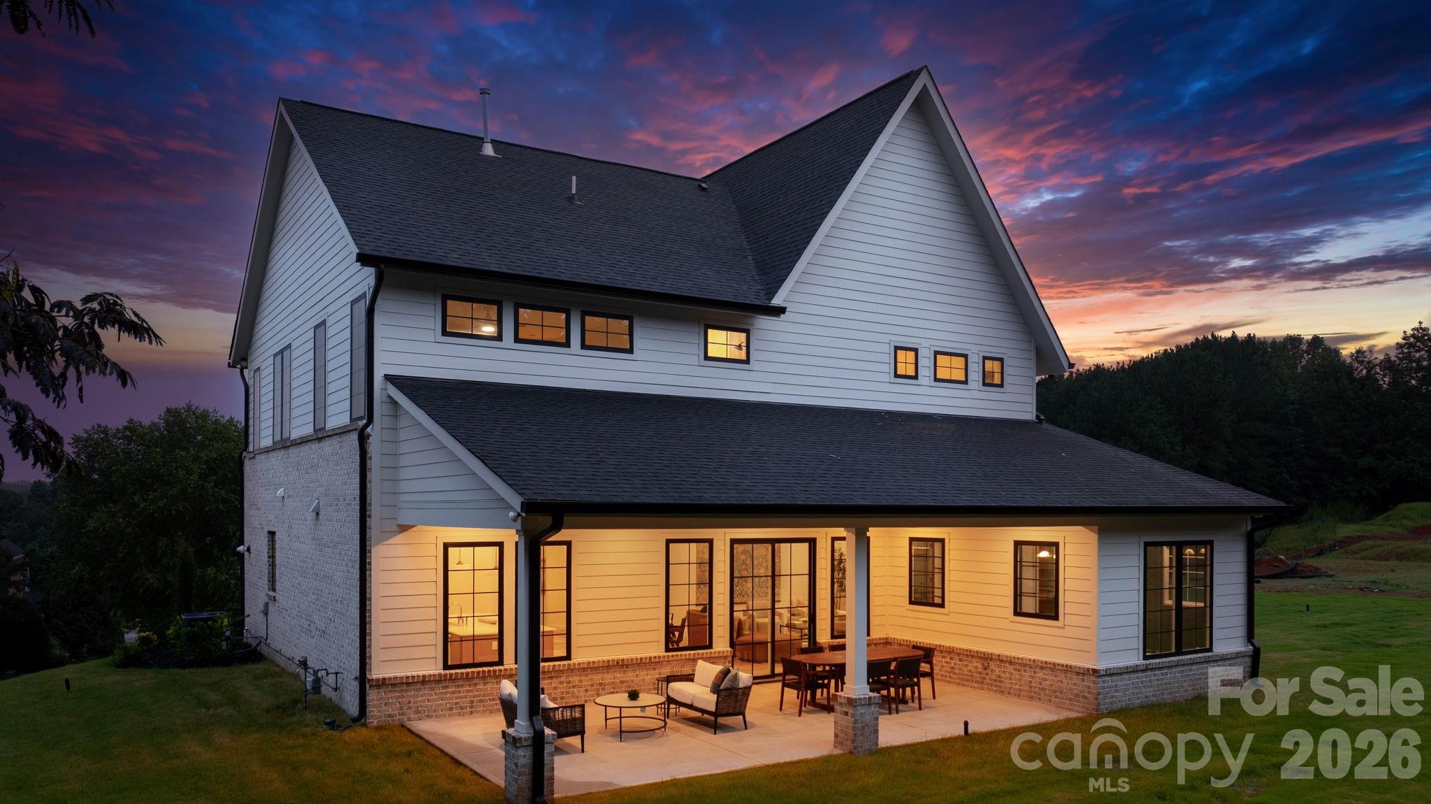 2670 Charleston Court — Claremont