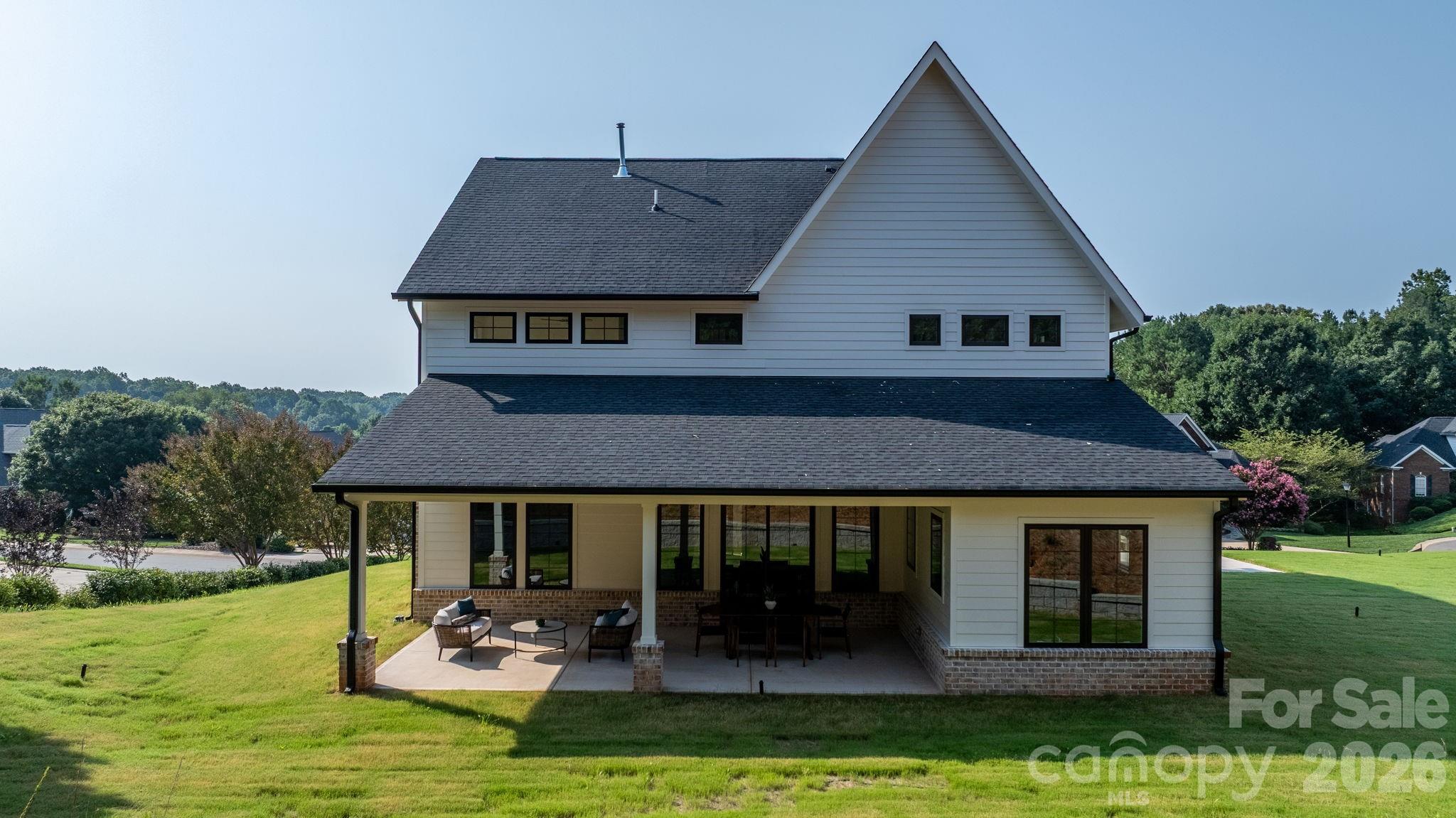 2670 Charleston Court — Claremont