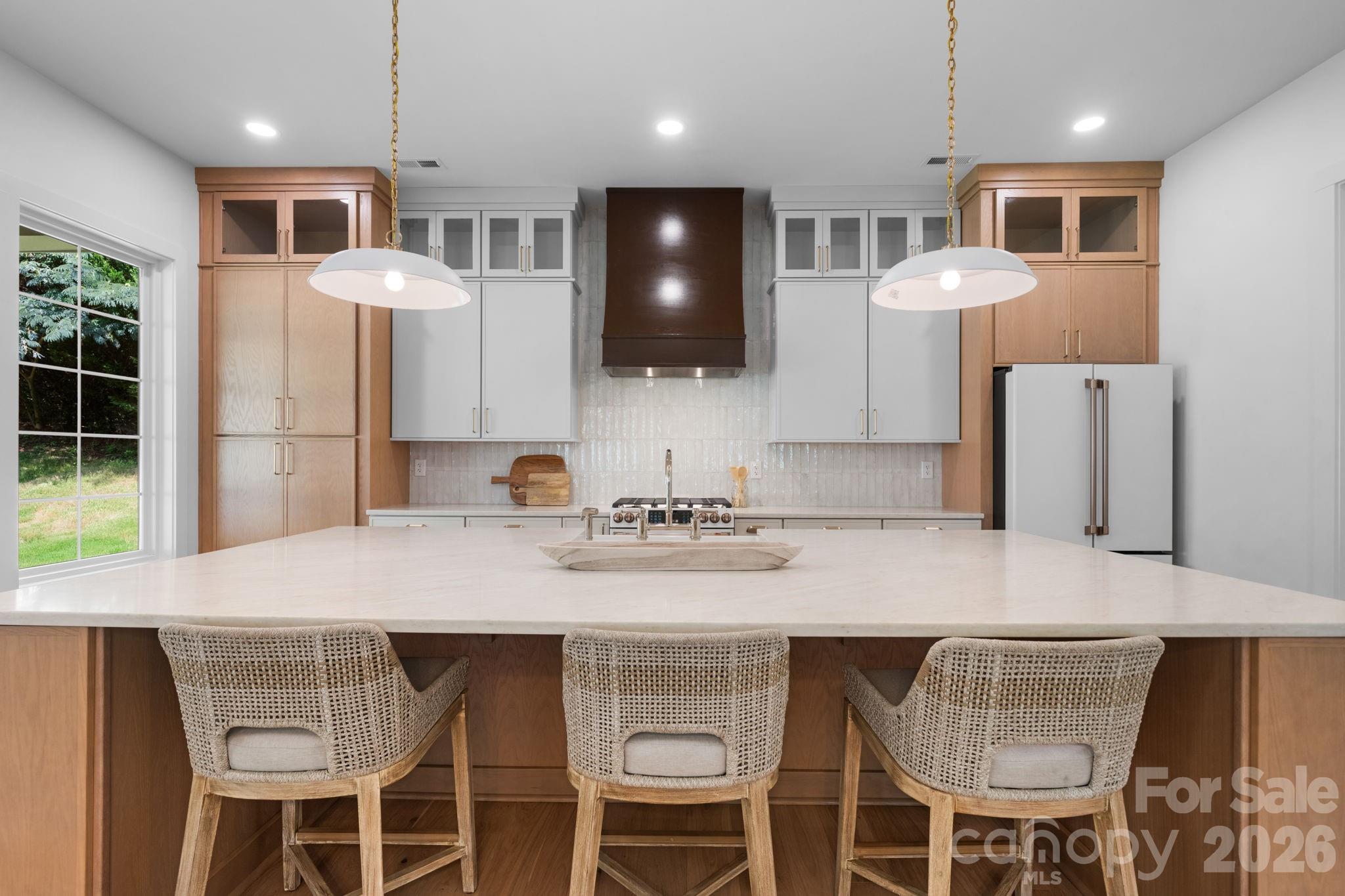 2670 Charleston Court — Claremont