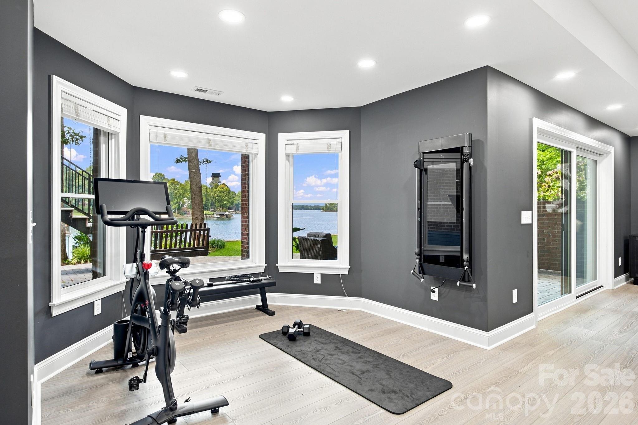 131 Long Cove Lane — Mooresville