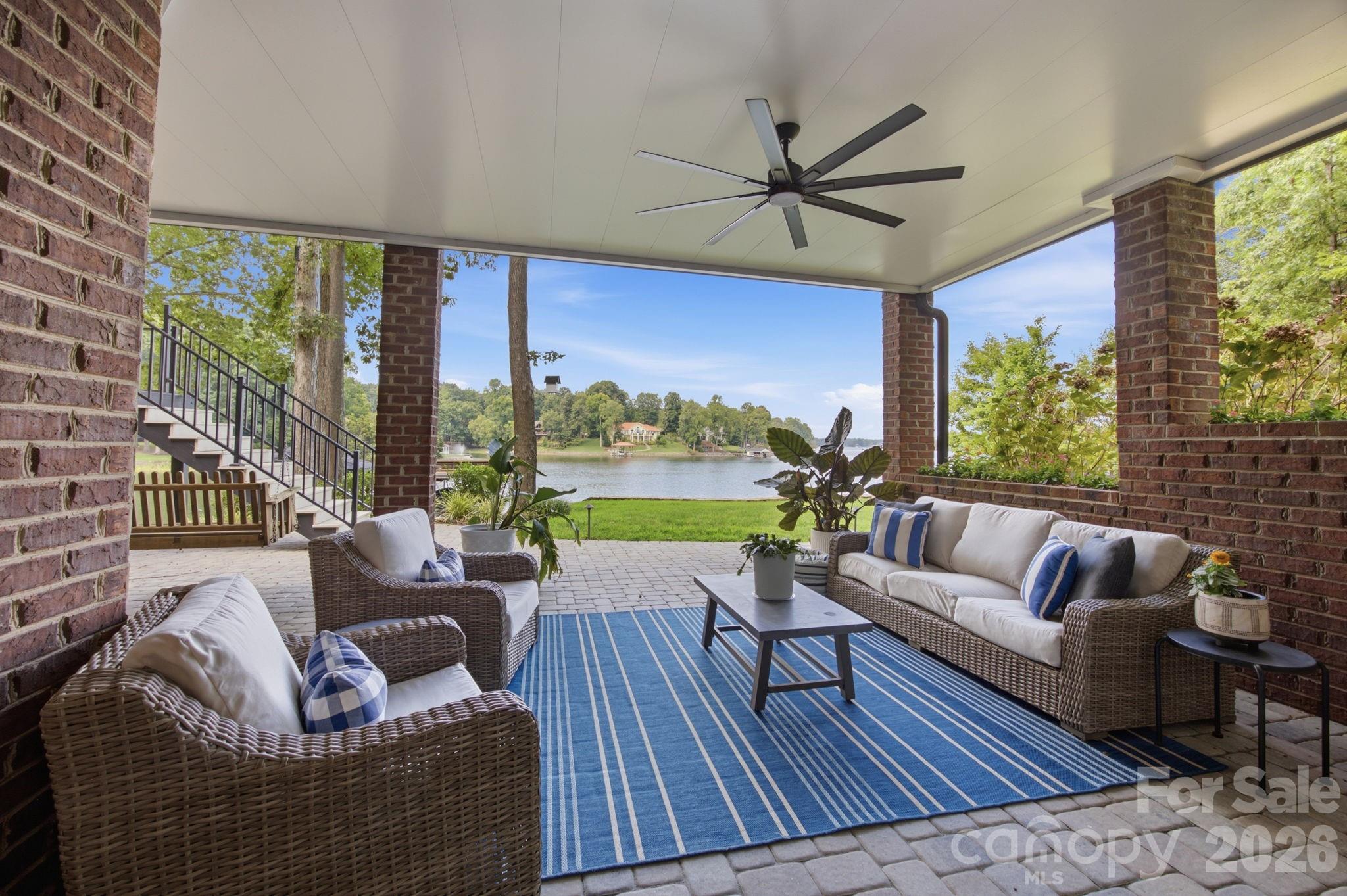 131 Long Cove Lane — Mooresville