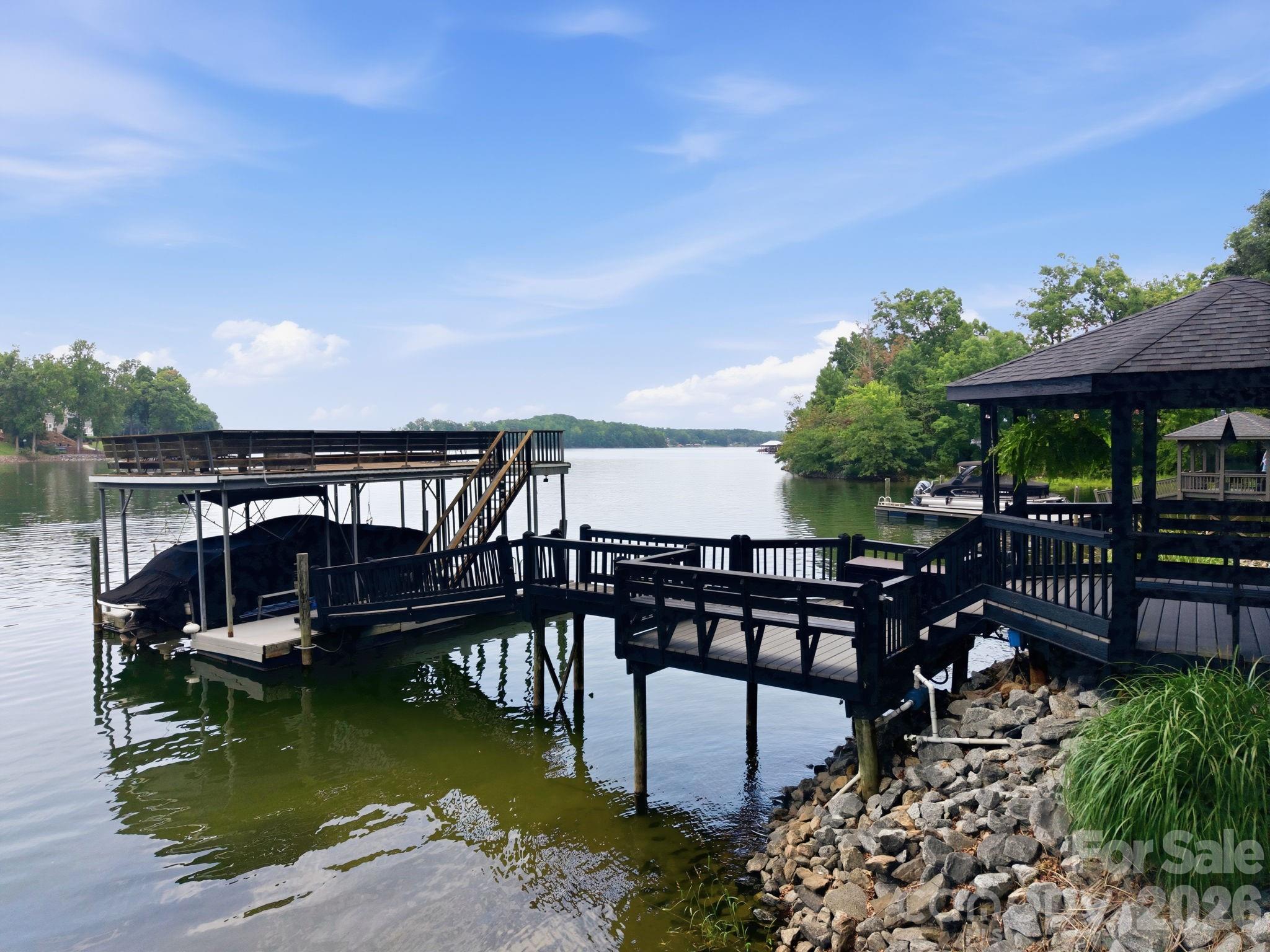 131 Long Cove Lane — Mooresville