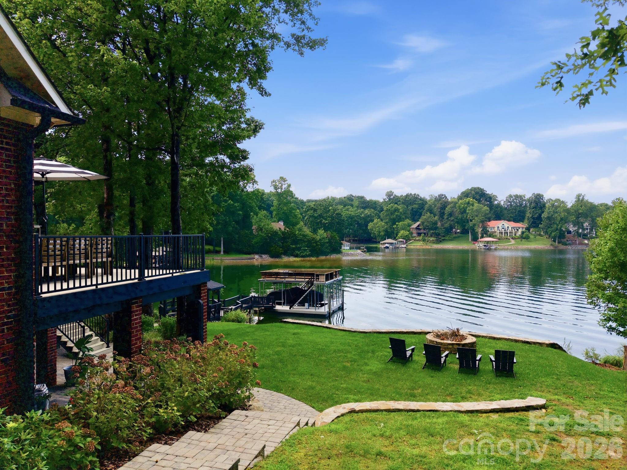 131 Long Cove Lane — Mooresville