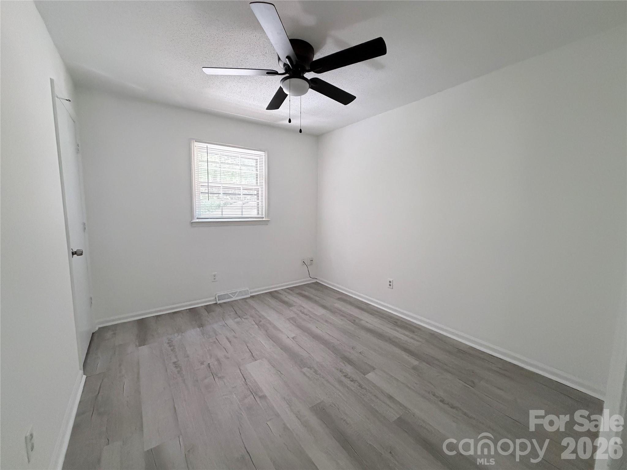 931 Pineborough Road — Charlotte