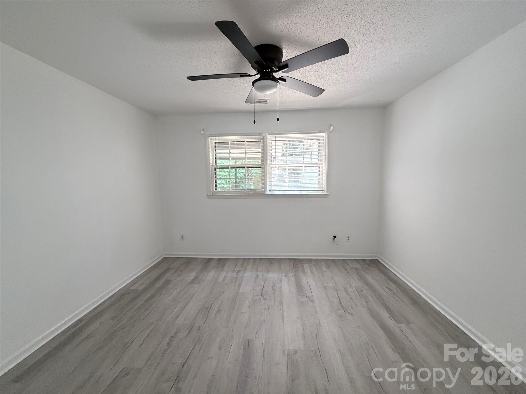 931 Pineborough Road — Charlotte