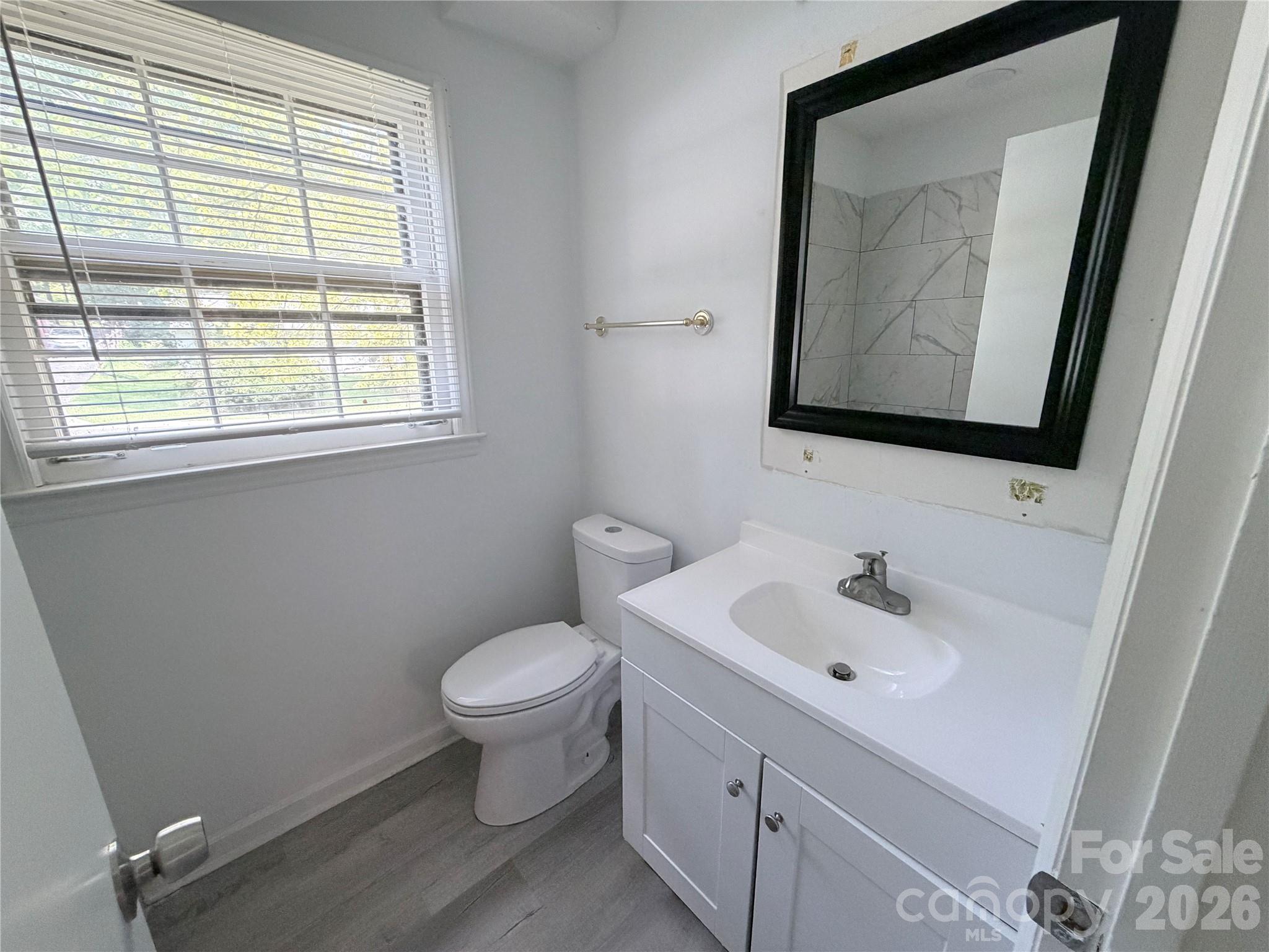 931 Pineborough Road — Charlotte