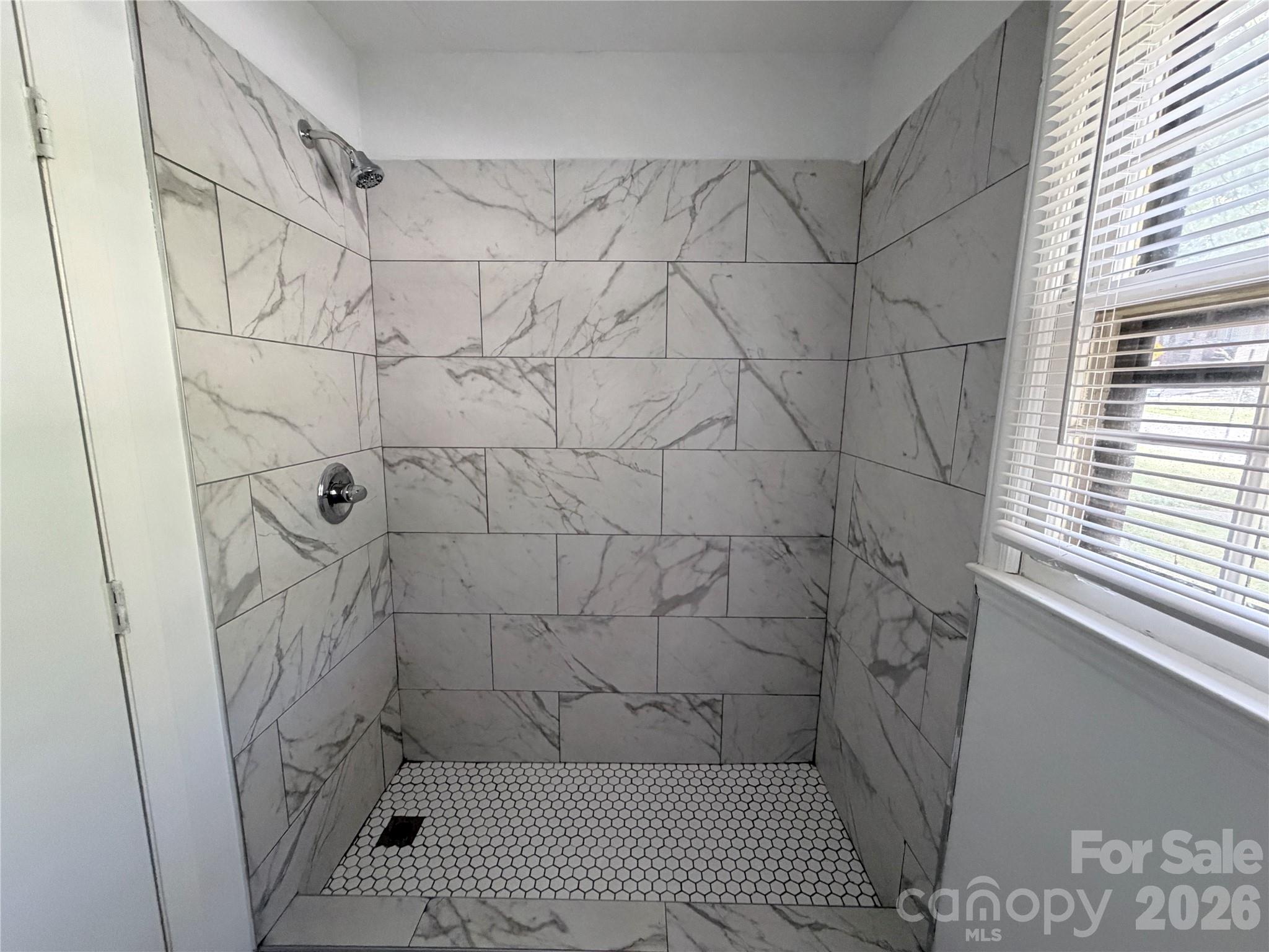 931 Pineborough Road — Charlotte