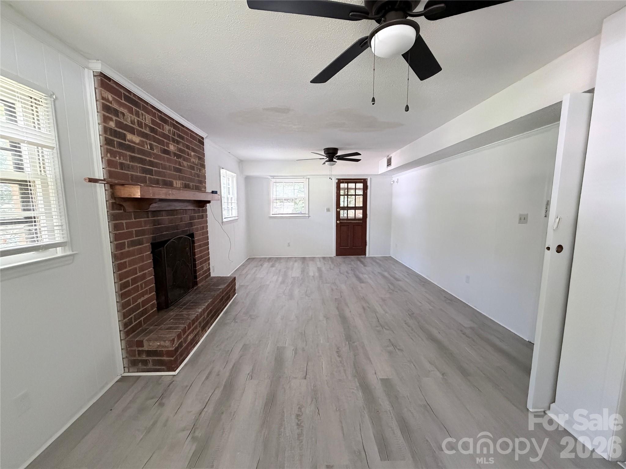 931 Pineborough Road — Charlotte