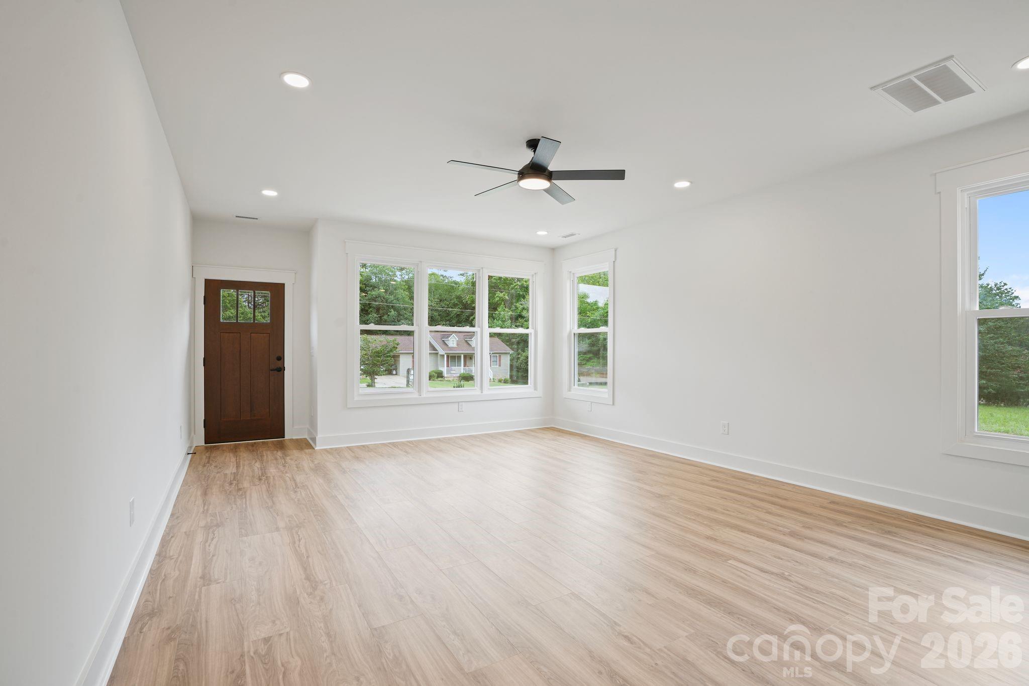 708 Meadowood Street — Hudson