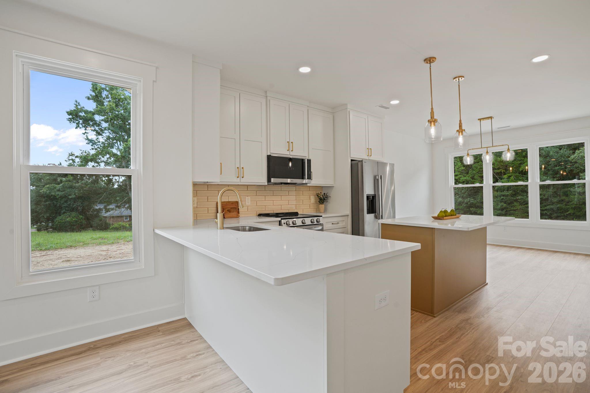 708 Meadowood Street — Hudson