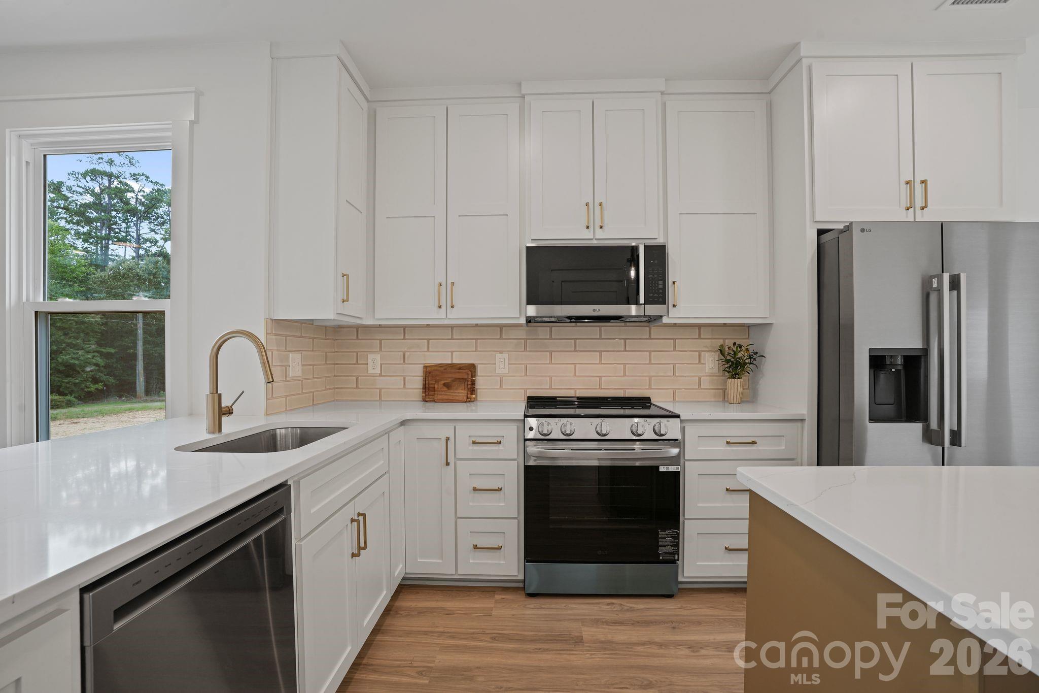 708 Meadowood Street — Hudson