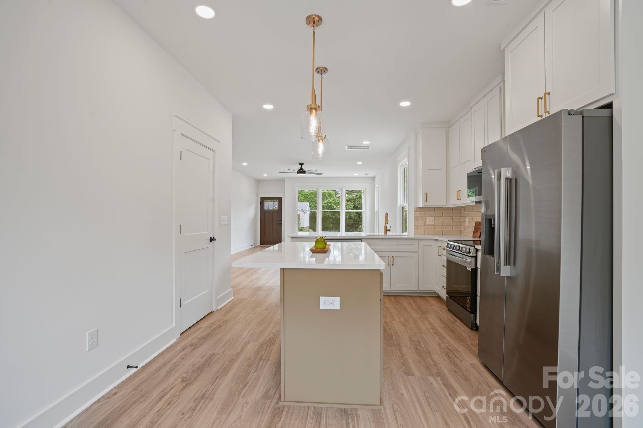 708 Meadowood Street — Hudson