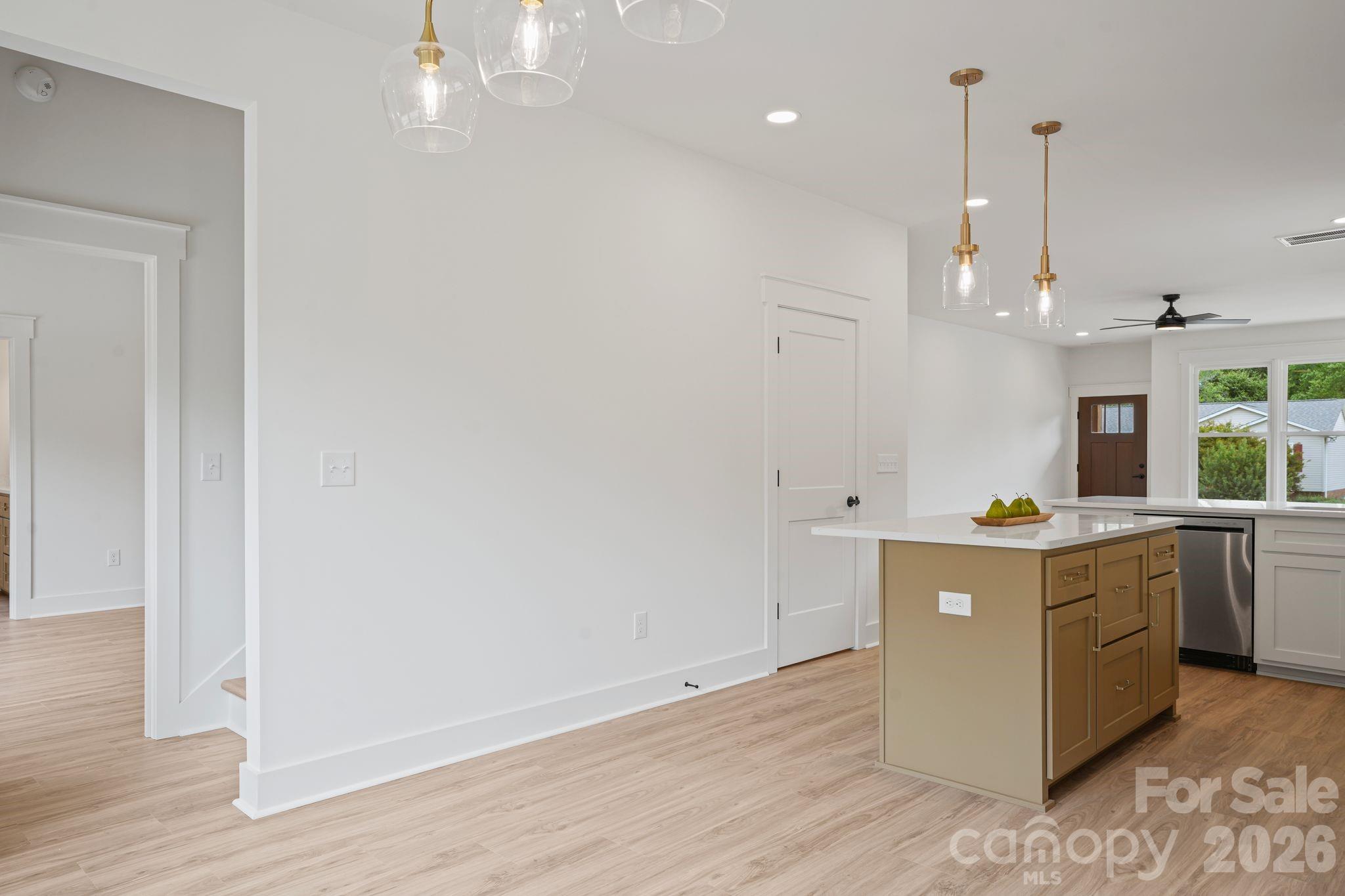 708 Meadowood Street — Hudson
