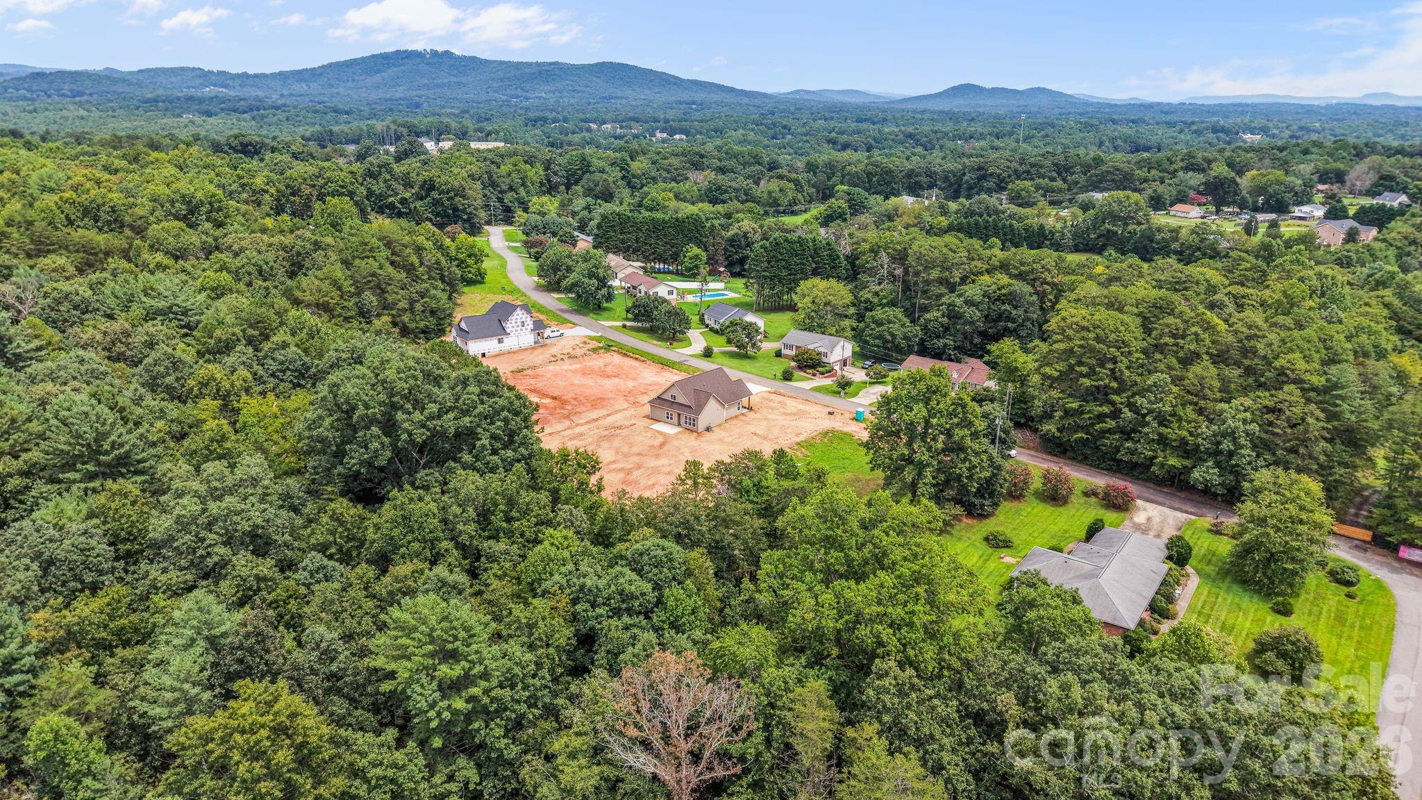 708 Meadowood Street — Hudson